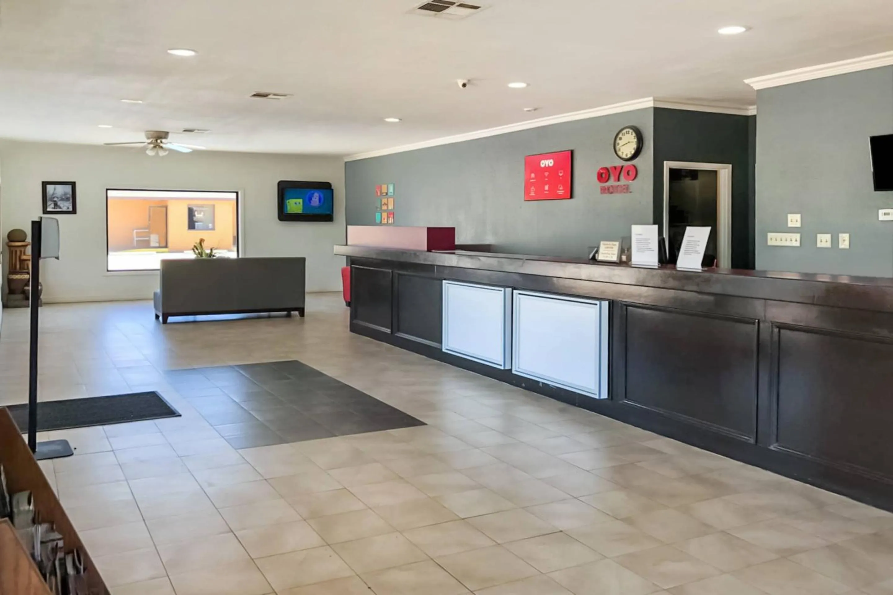 Lobby or reception in OYO Hotel DeRidder Hwy 171 North