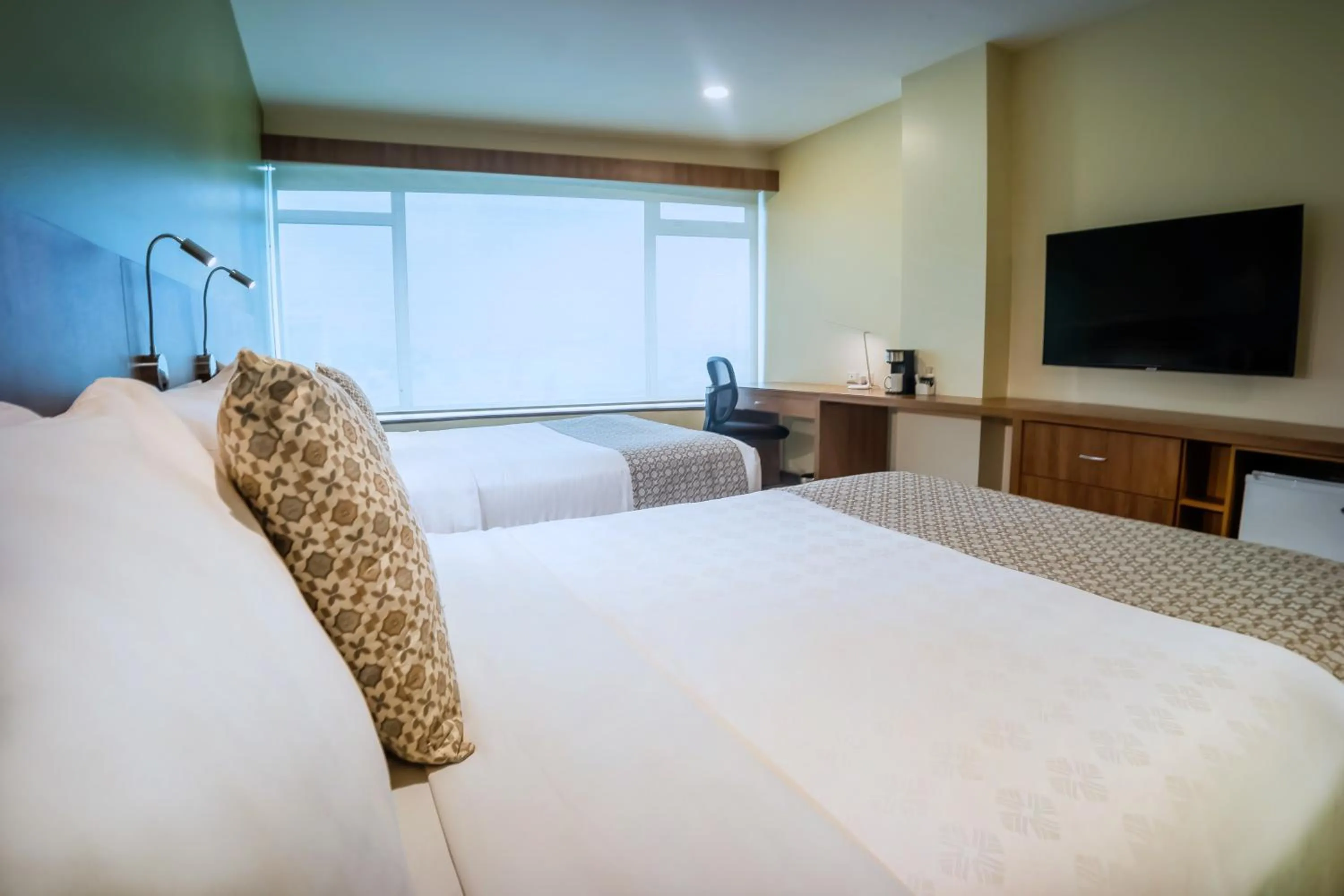 Bed in Wyndham Garden Guayaquil