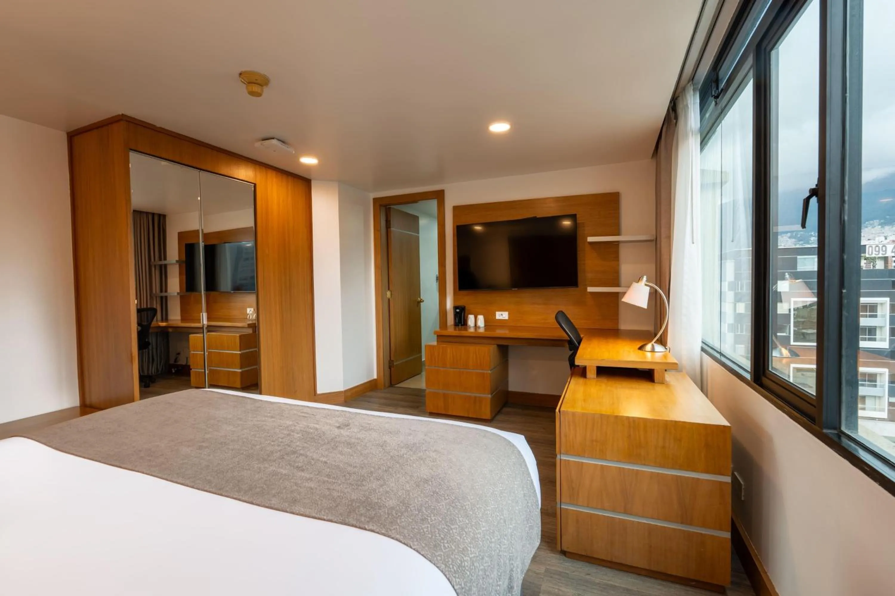 Photo of the whole room, Bed in Wyndham Garden Quito