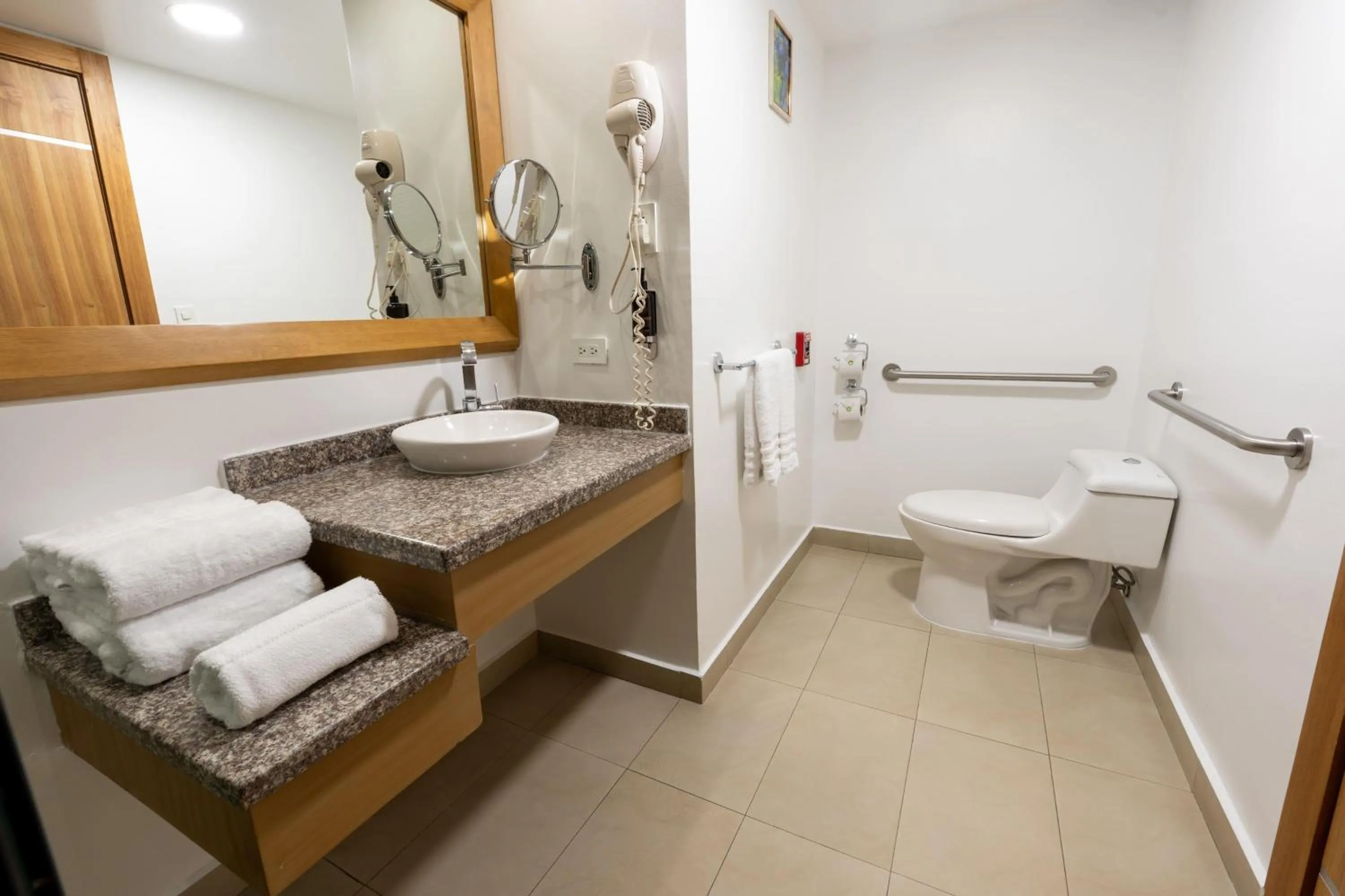 Bathroom in Wyndham Garden Quito