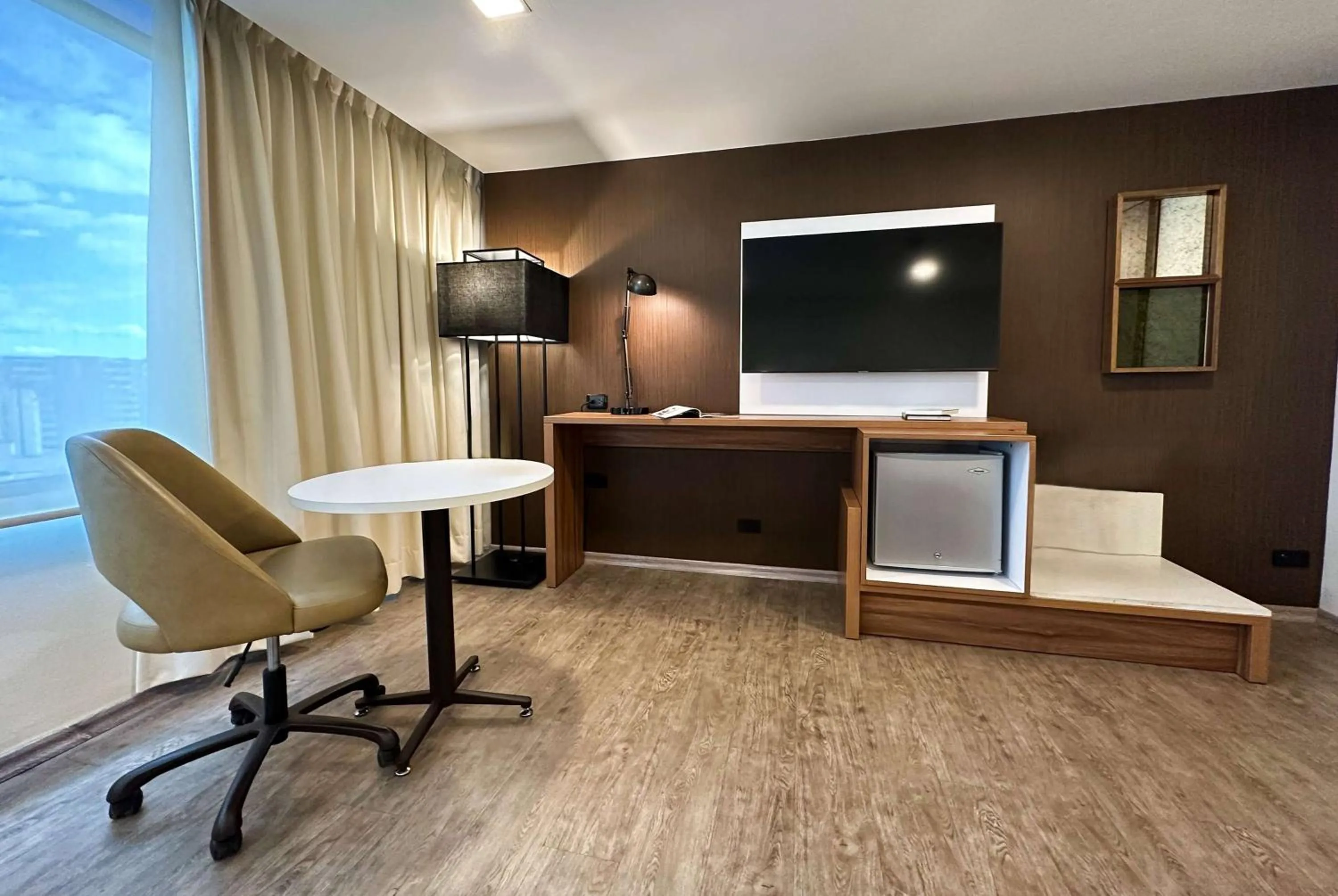 Photo of the whole room in Wyndham Garden Quito