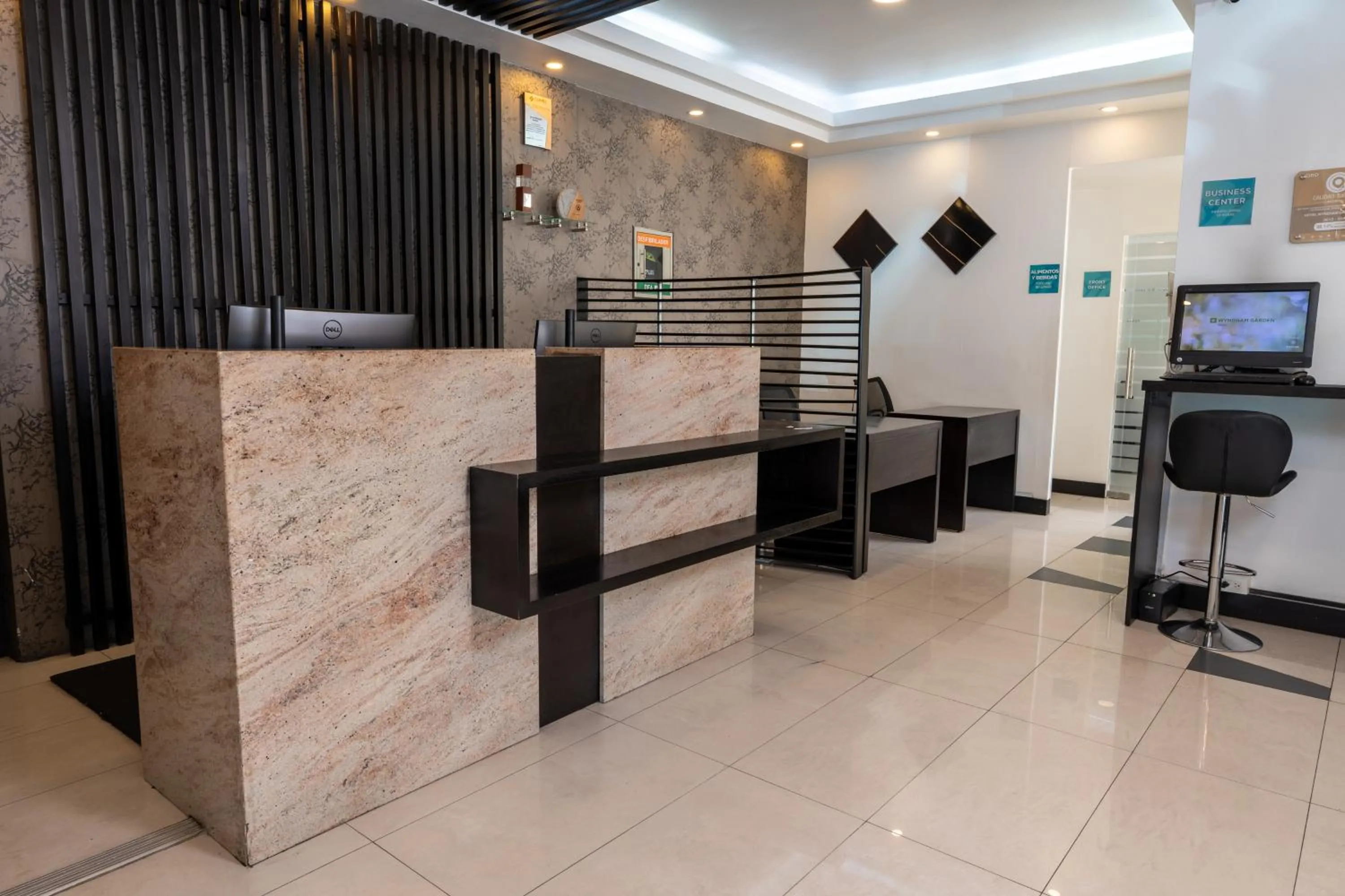 Lobby or reception in Wyndham Garden Quito