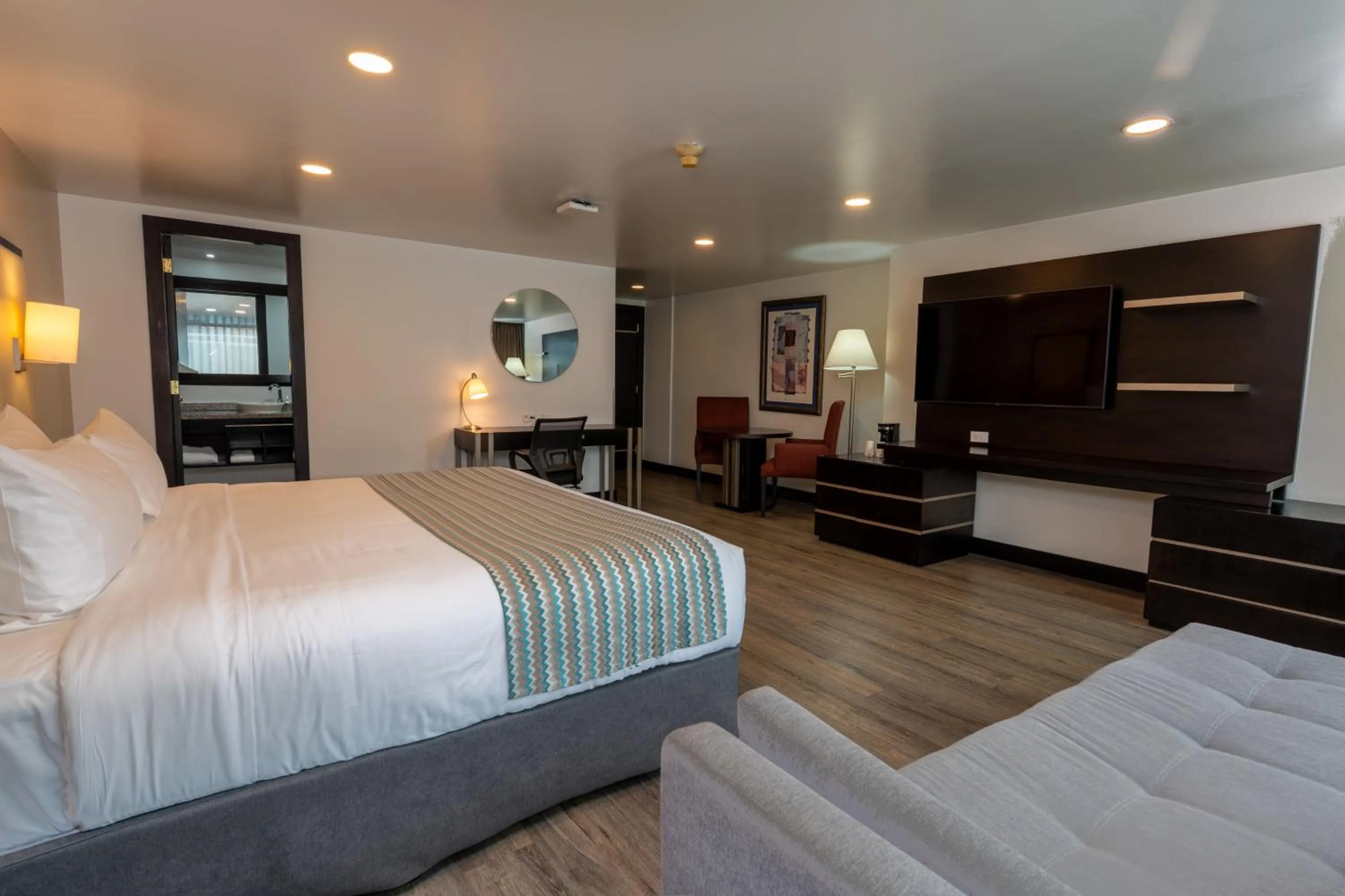 Bed in Wyndham Garden Quito