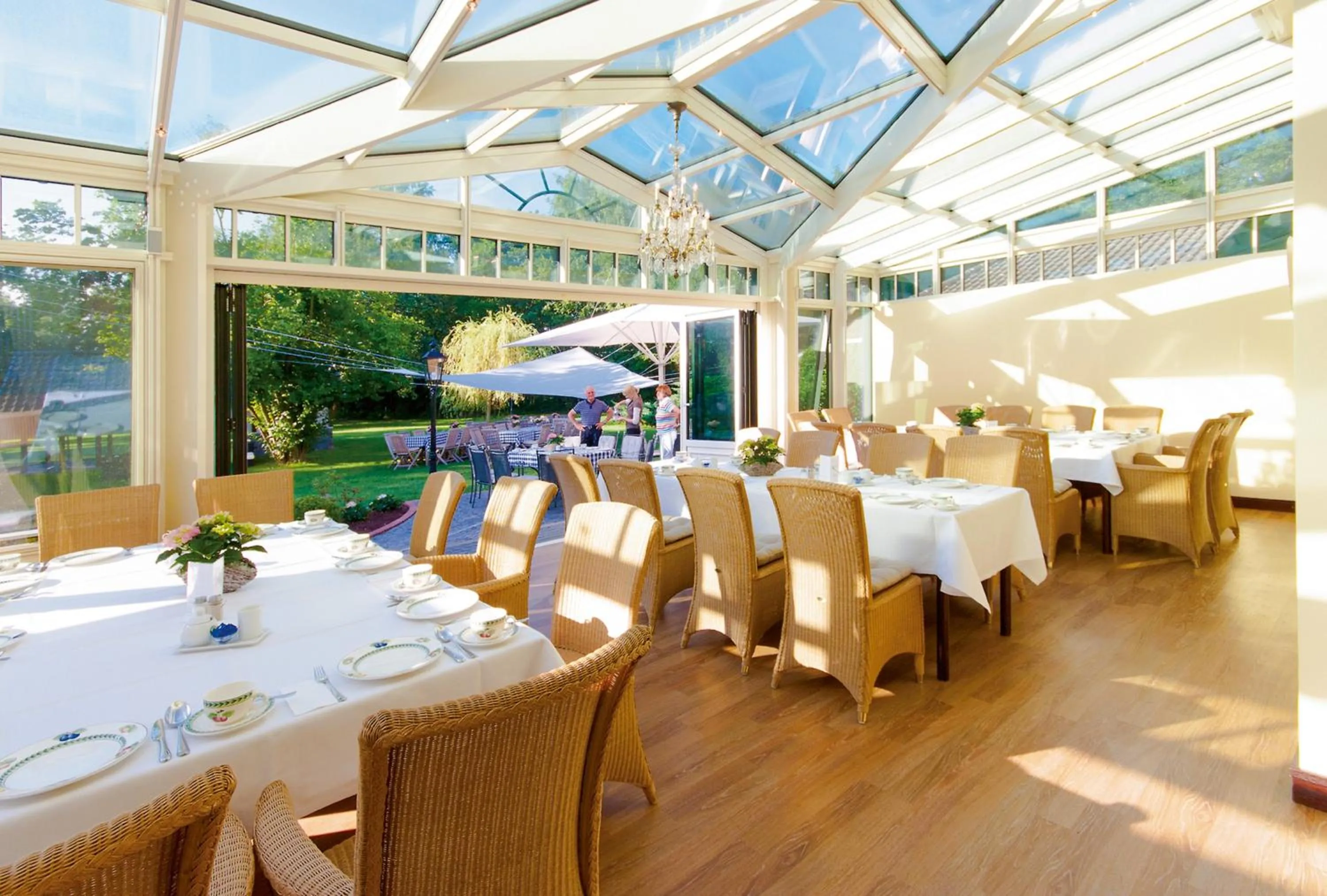 Banquet/Function facilities in Tiemann's Hotel