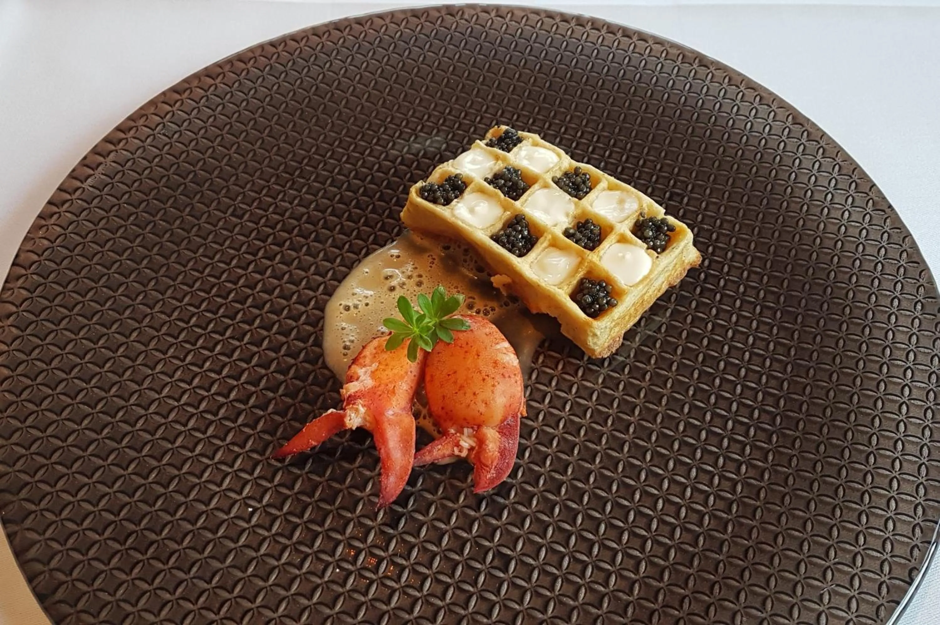 Restaurant/places to eat in Tiemann's Hotel