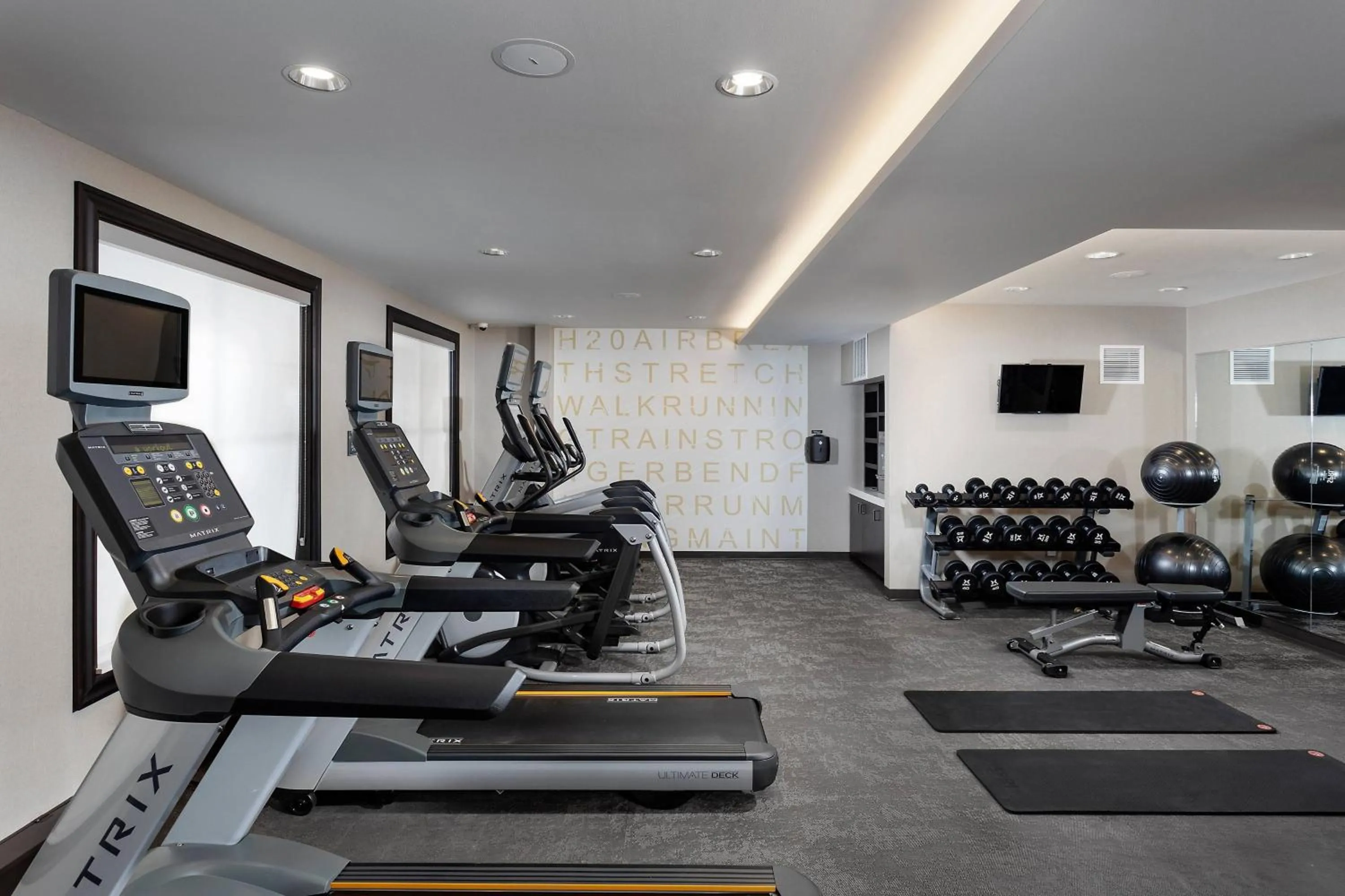 Fitness centre/facilities in Residence Inn by Marriott Milwaukee Brookfield