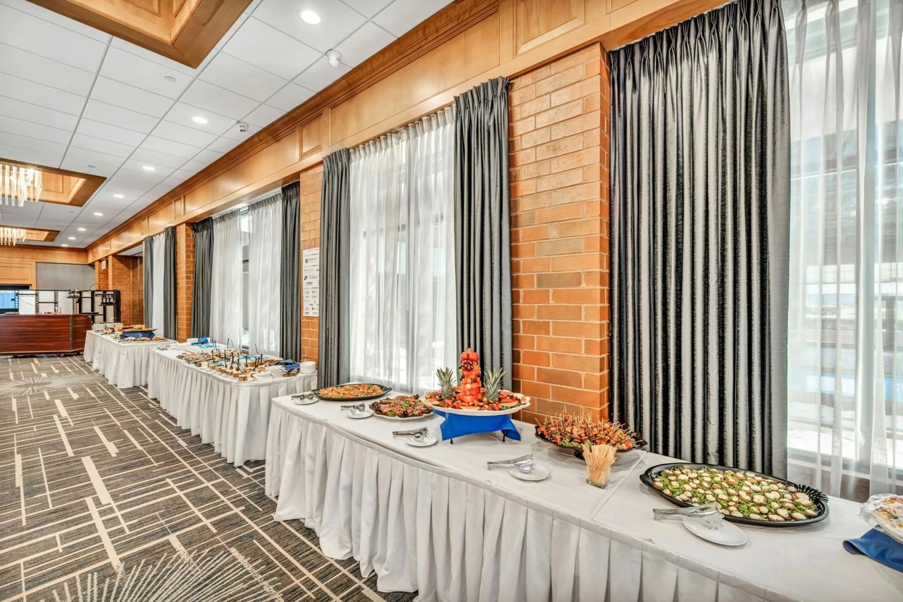 Meeting/conference room in Delta Hotels by Marriott Mount Pleasant