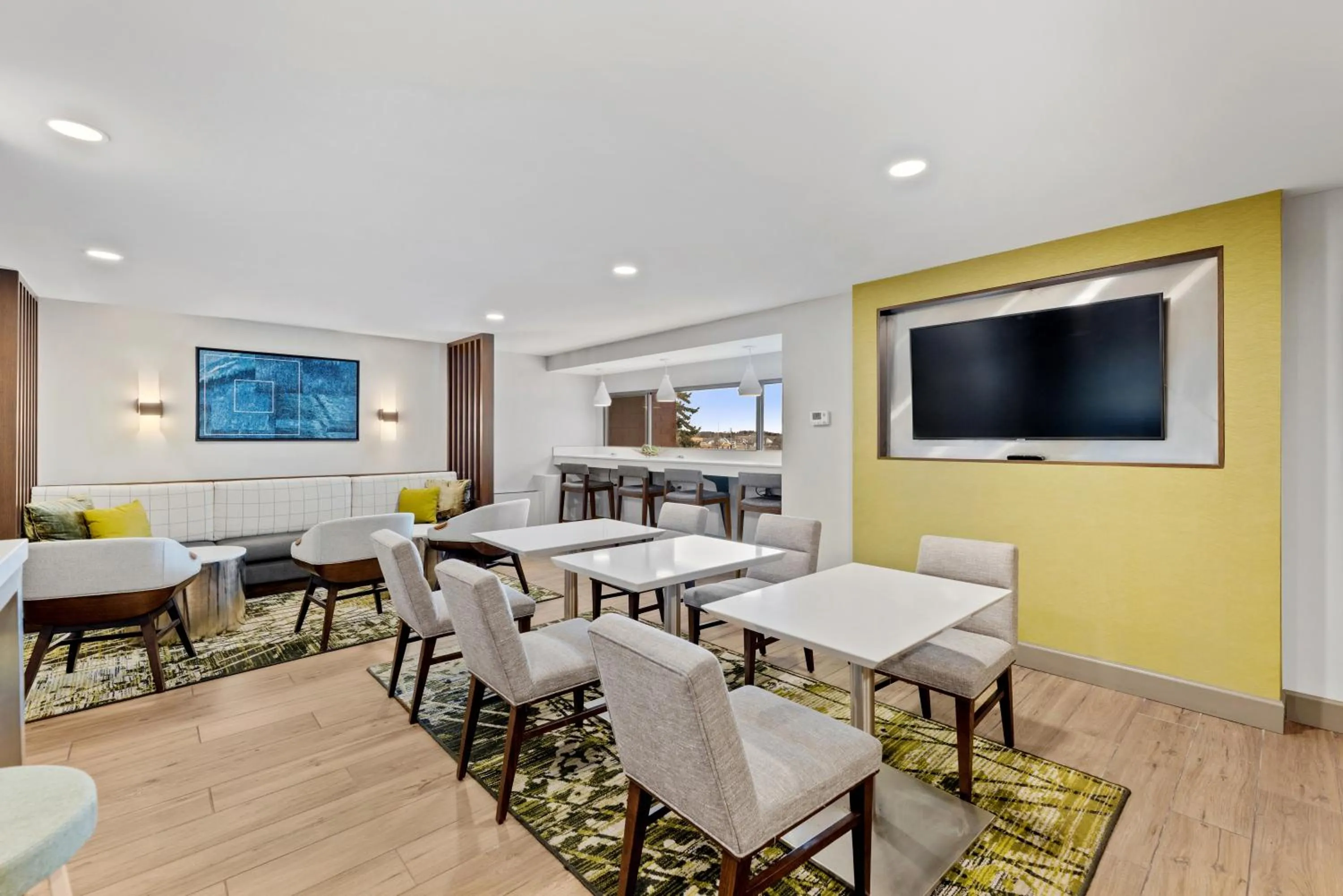 concierge in Delta Hotels by Marriott Mount Pleasant