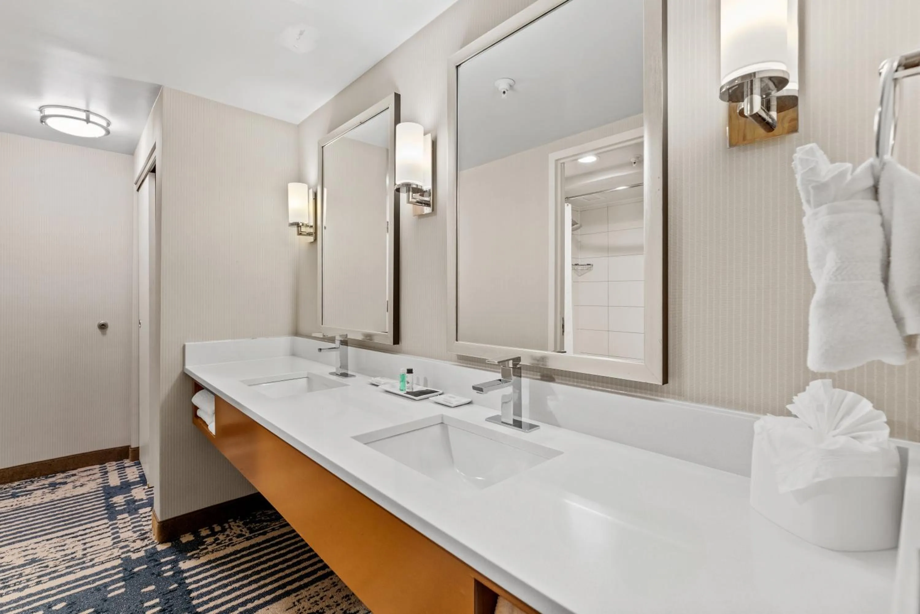 Bathroom in Delta Hotels by Marriott Mount Pleasant
