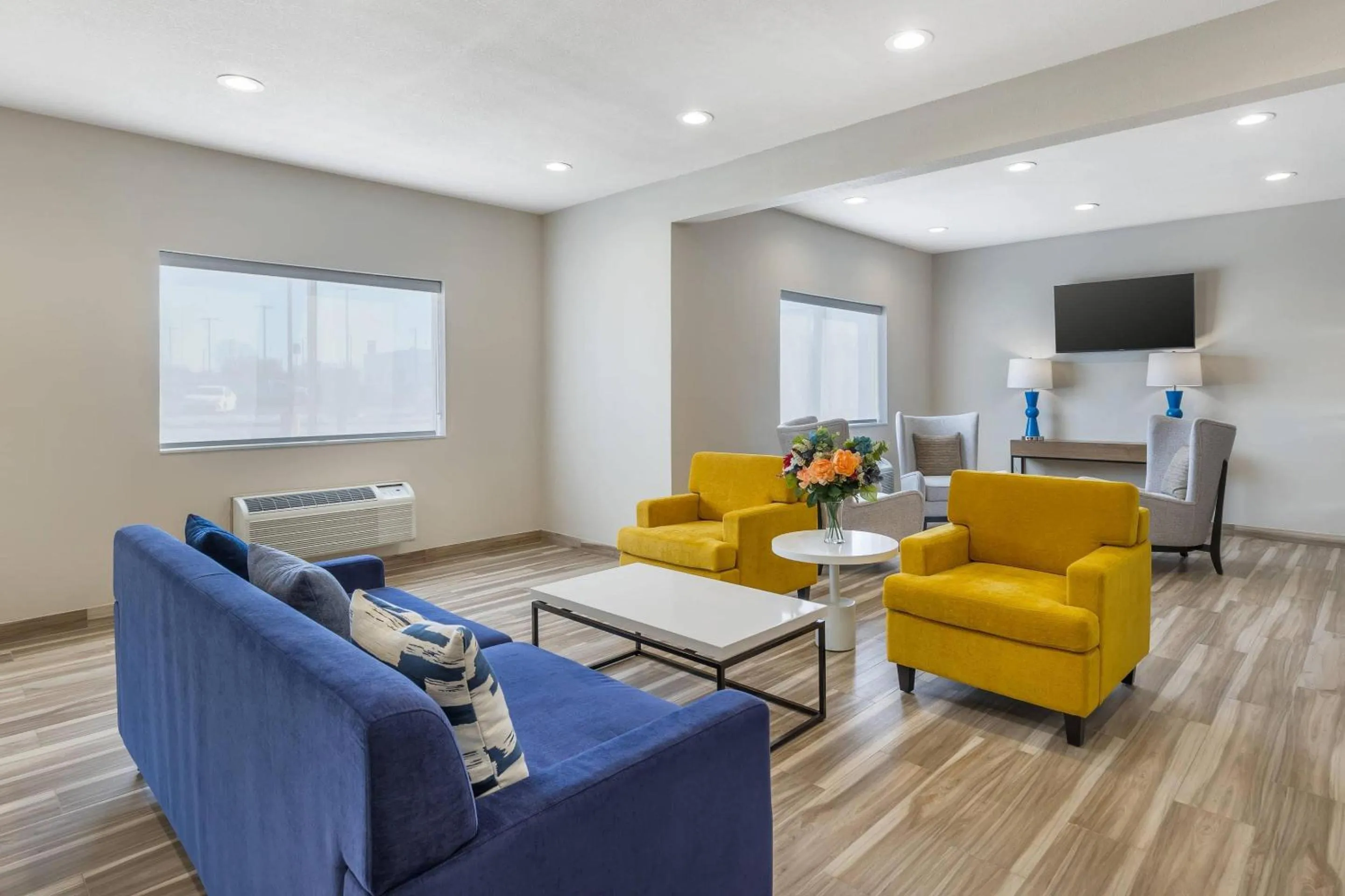 Lobby or reception in Comfort Inn Davenport East - Bettendorf