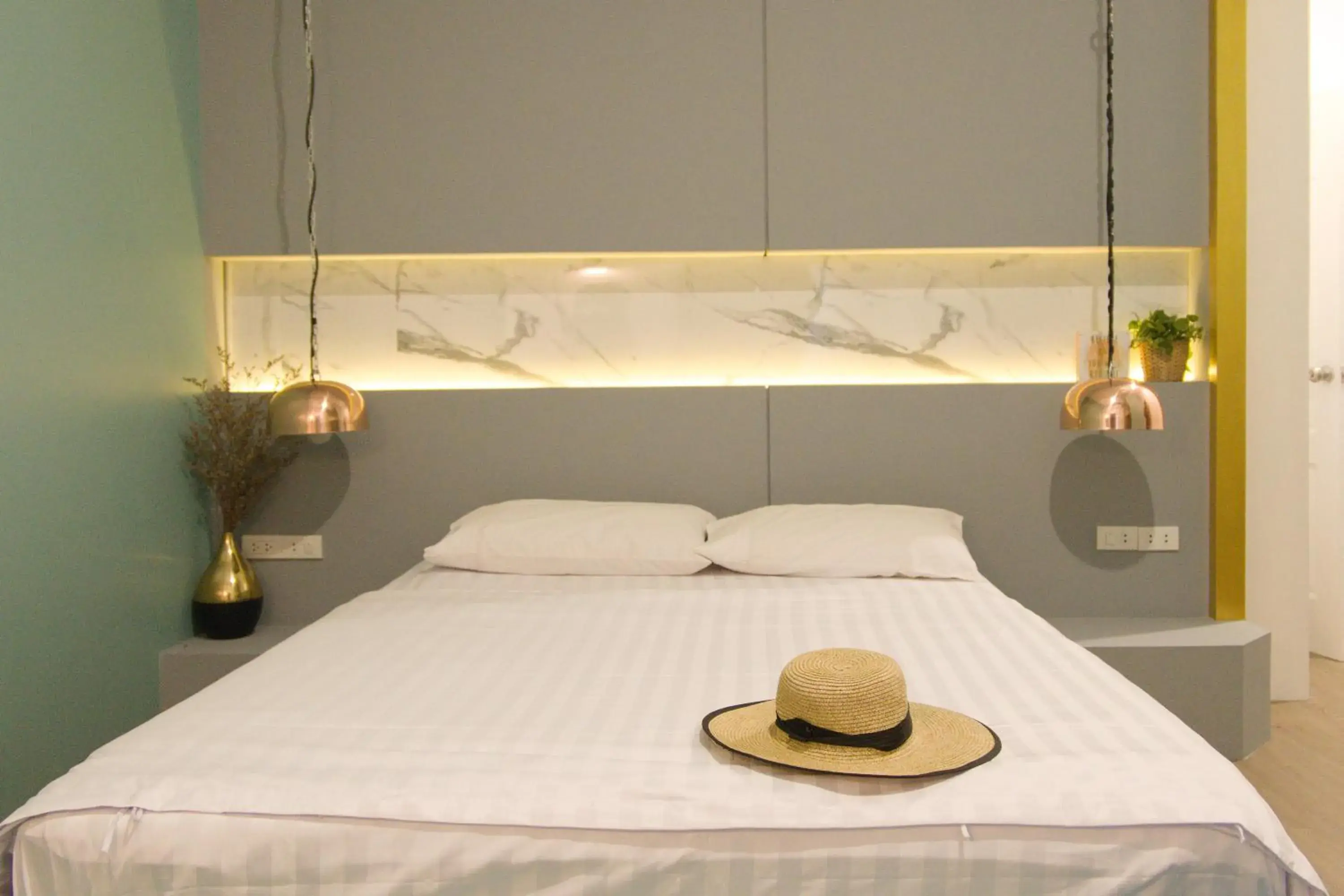 Deluxe Family Room in Hugger Hostel Deluxe Family Room in Hugger Hostel