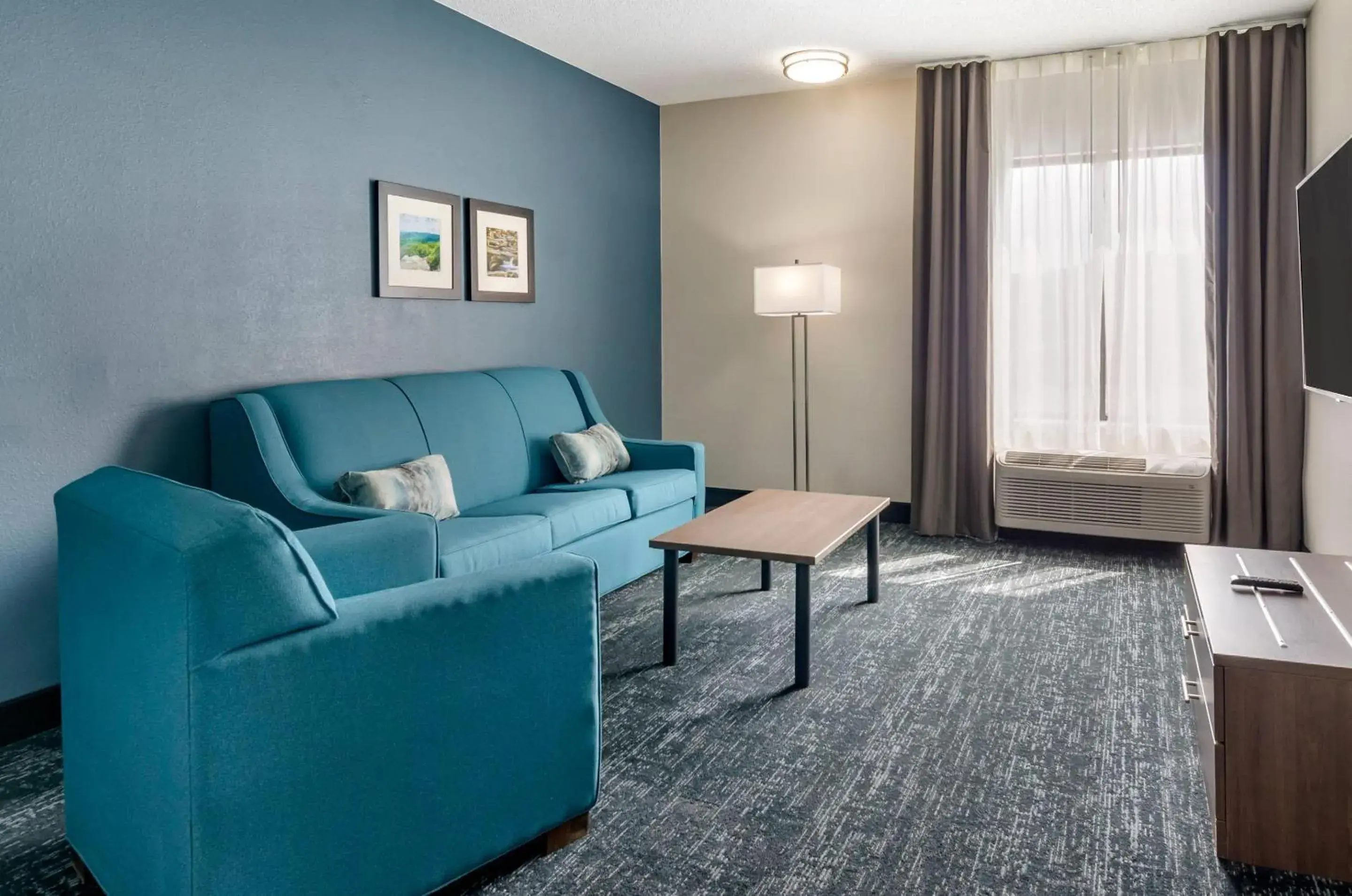 Queen Suite with Two Queen Beds - Non-Smoking in Comfort Inn & Suites Troutville-Roanoke North Queen Suite with Two Queen Beds - Non-Smoking in Comfort Inn & Suites Troutville-Roanoke North