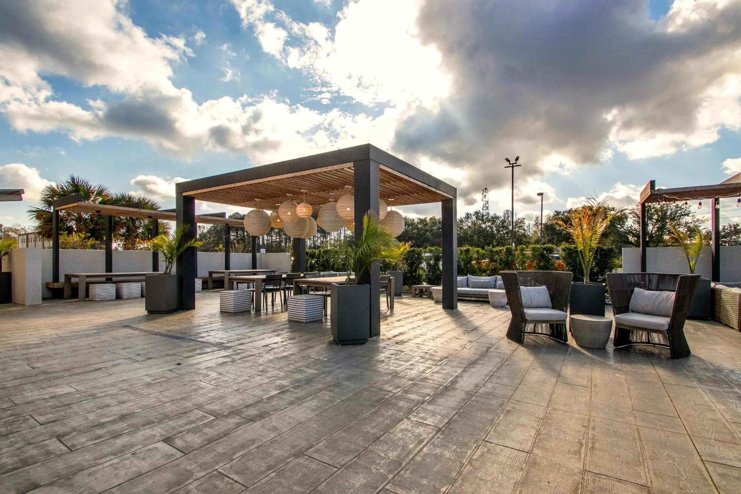 Patio in Mobile Marriott