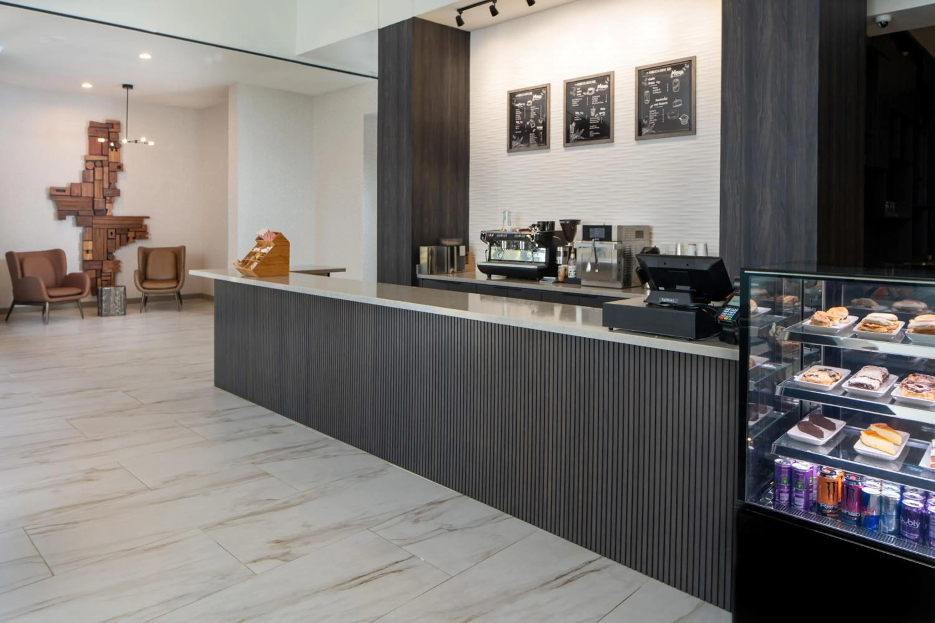 Coffee/tea facilities in Mobile Marriott