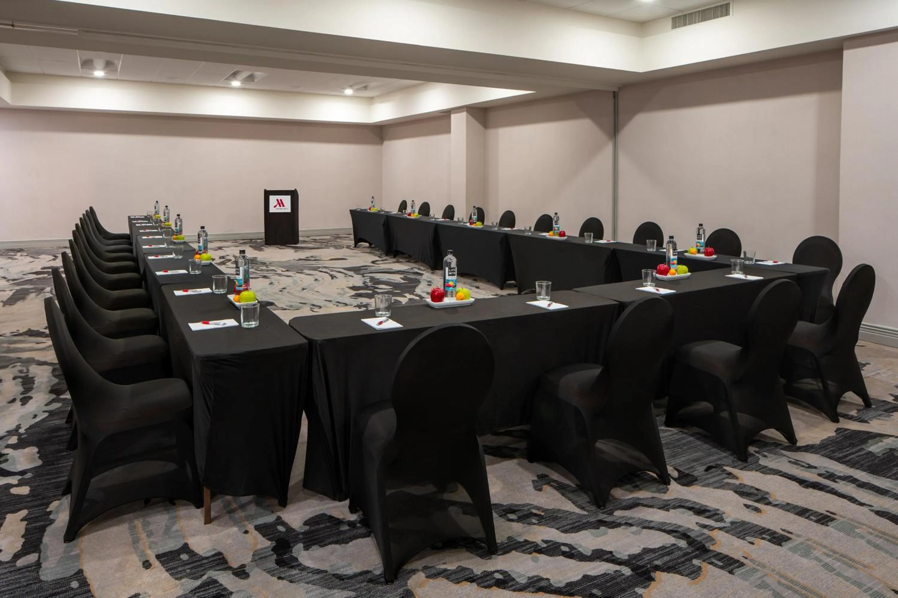 Meeting/conference room in Mobile Marriott
