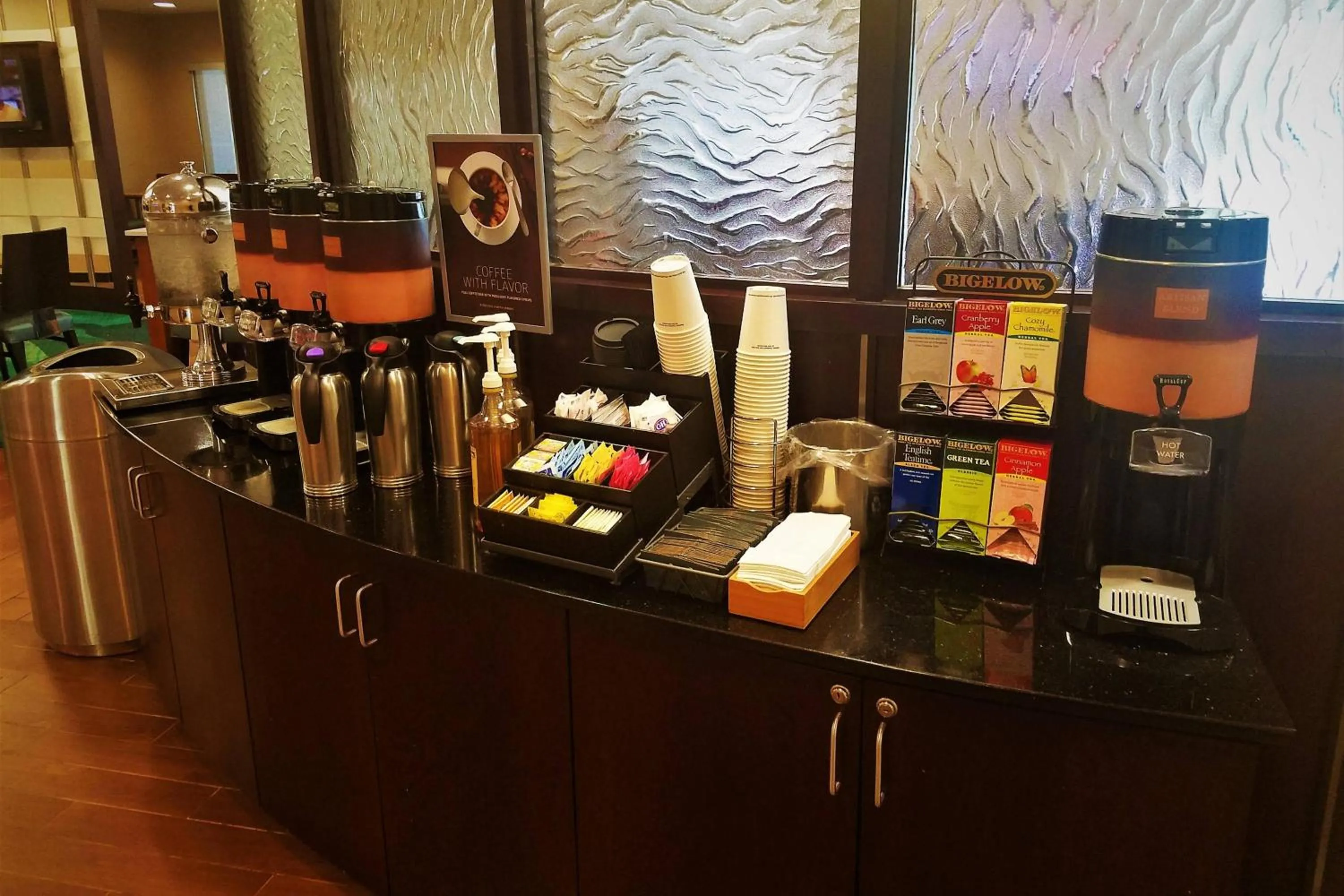 Breakfast in SpringHill Suites by Marriott Modesto
