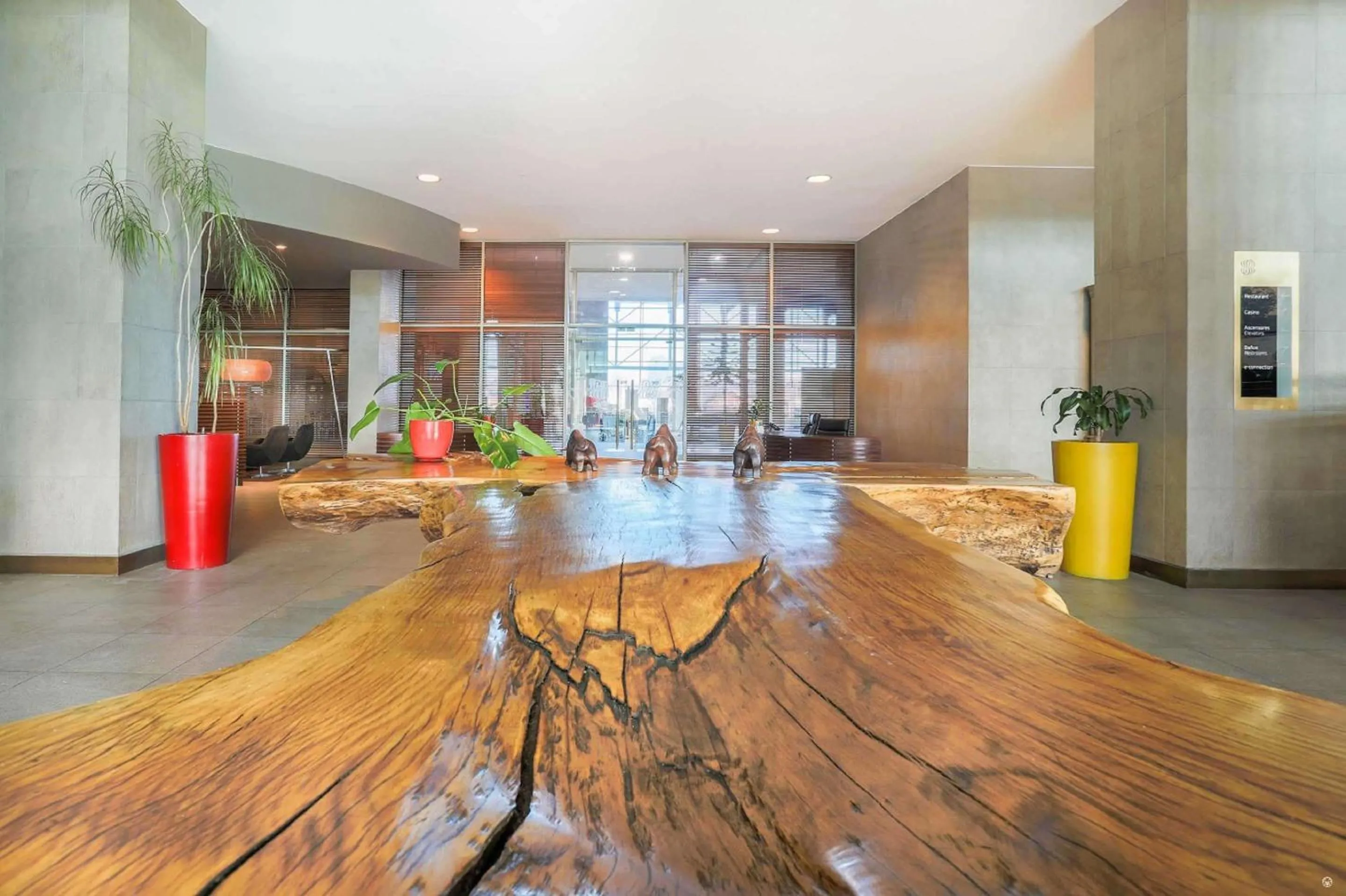 Lobby or reception in Sonesta Hotel Osorno