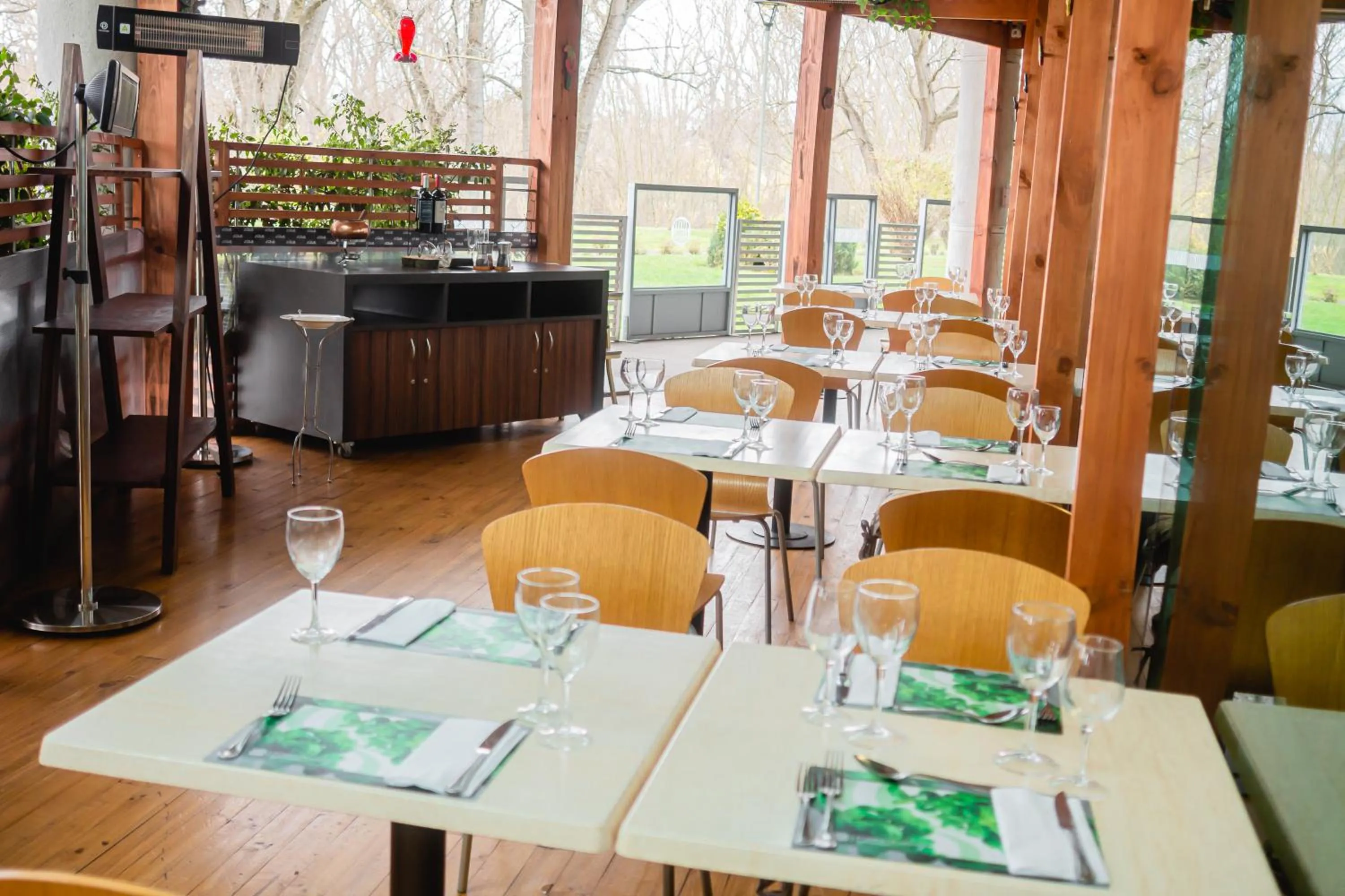 Restaurant/places to eat in Sonesta Hotel Osorno