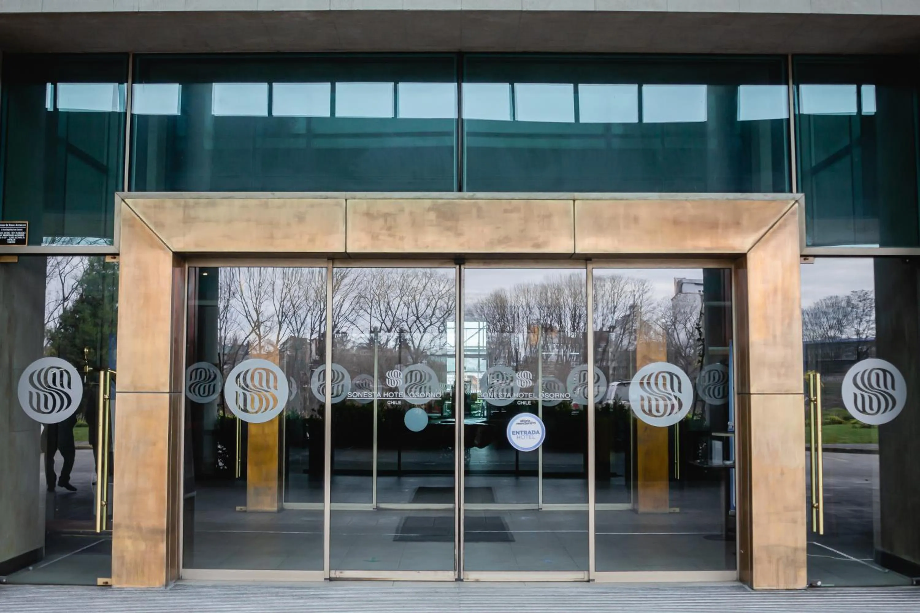 Facade/entrance in Sonesta Hotel Osorno