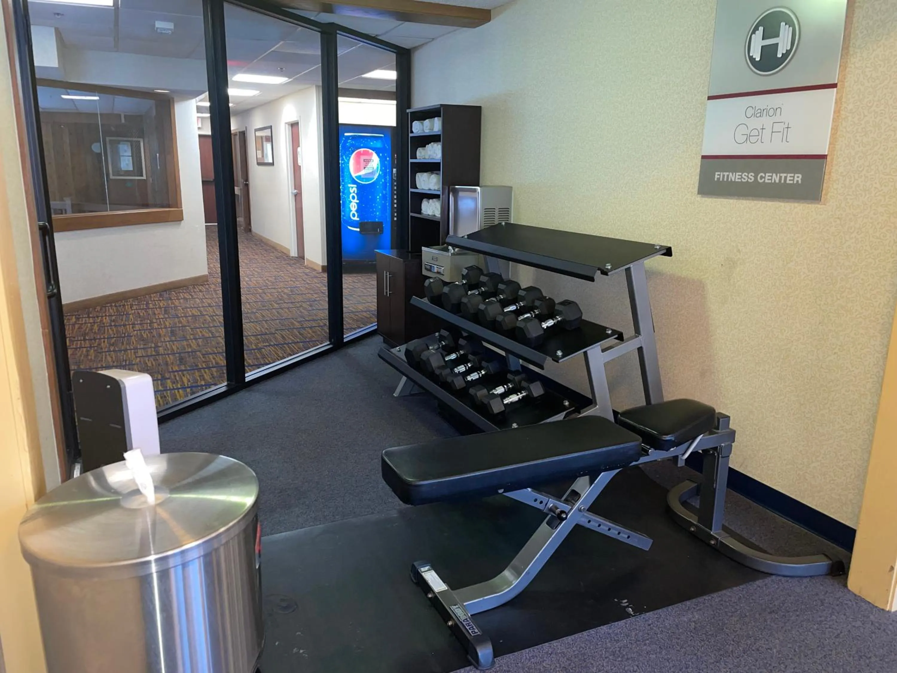 Fitness centre/facilities in Clarion Inn