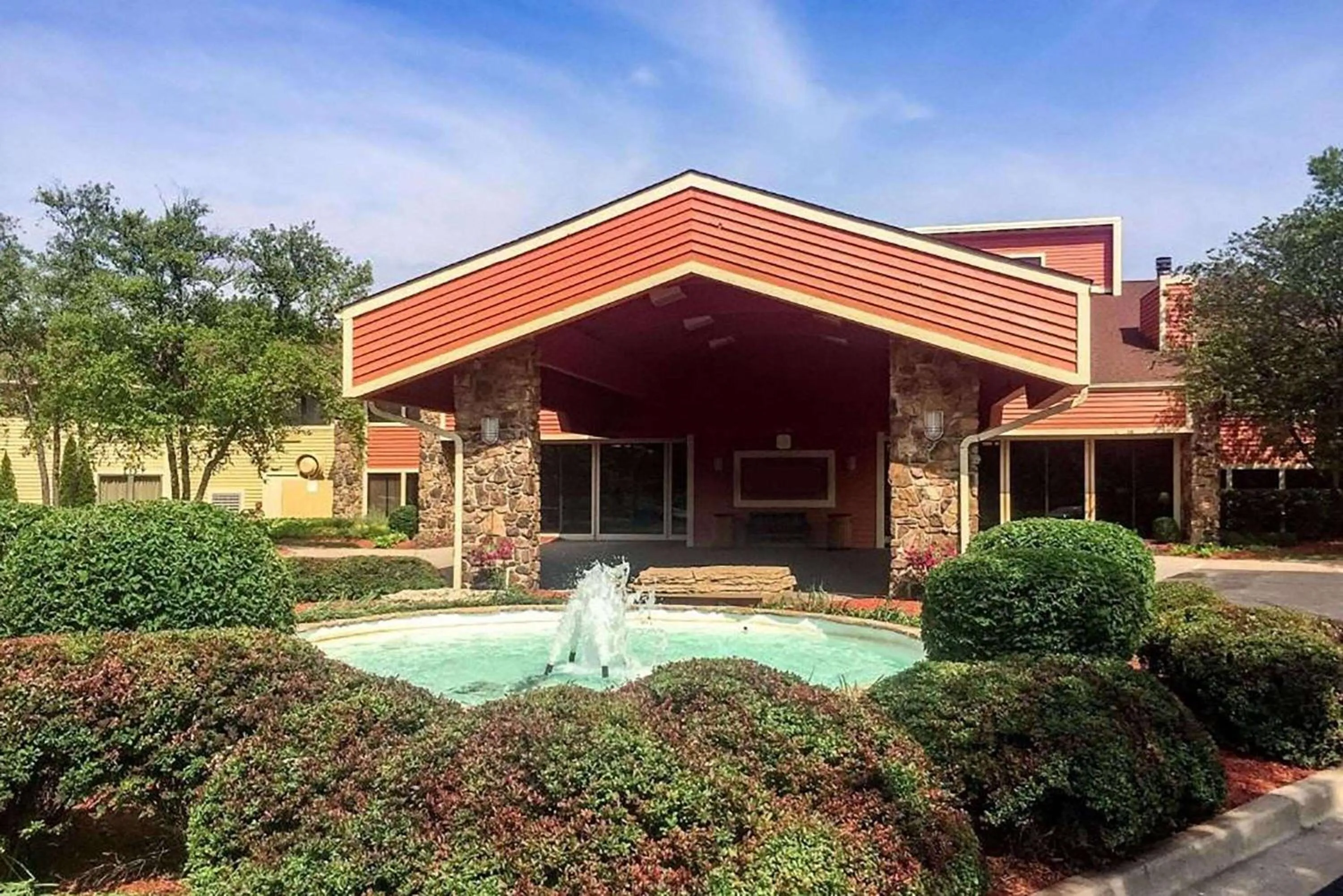 Howard Johnson by Wyndham Merrillville