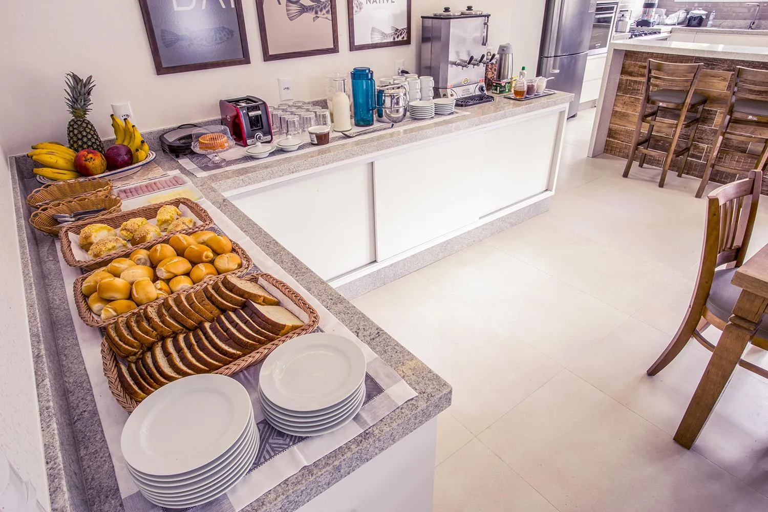 Buffet breakfast in Pousada Native