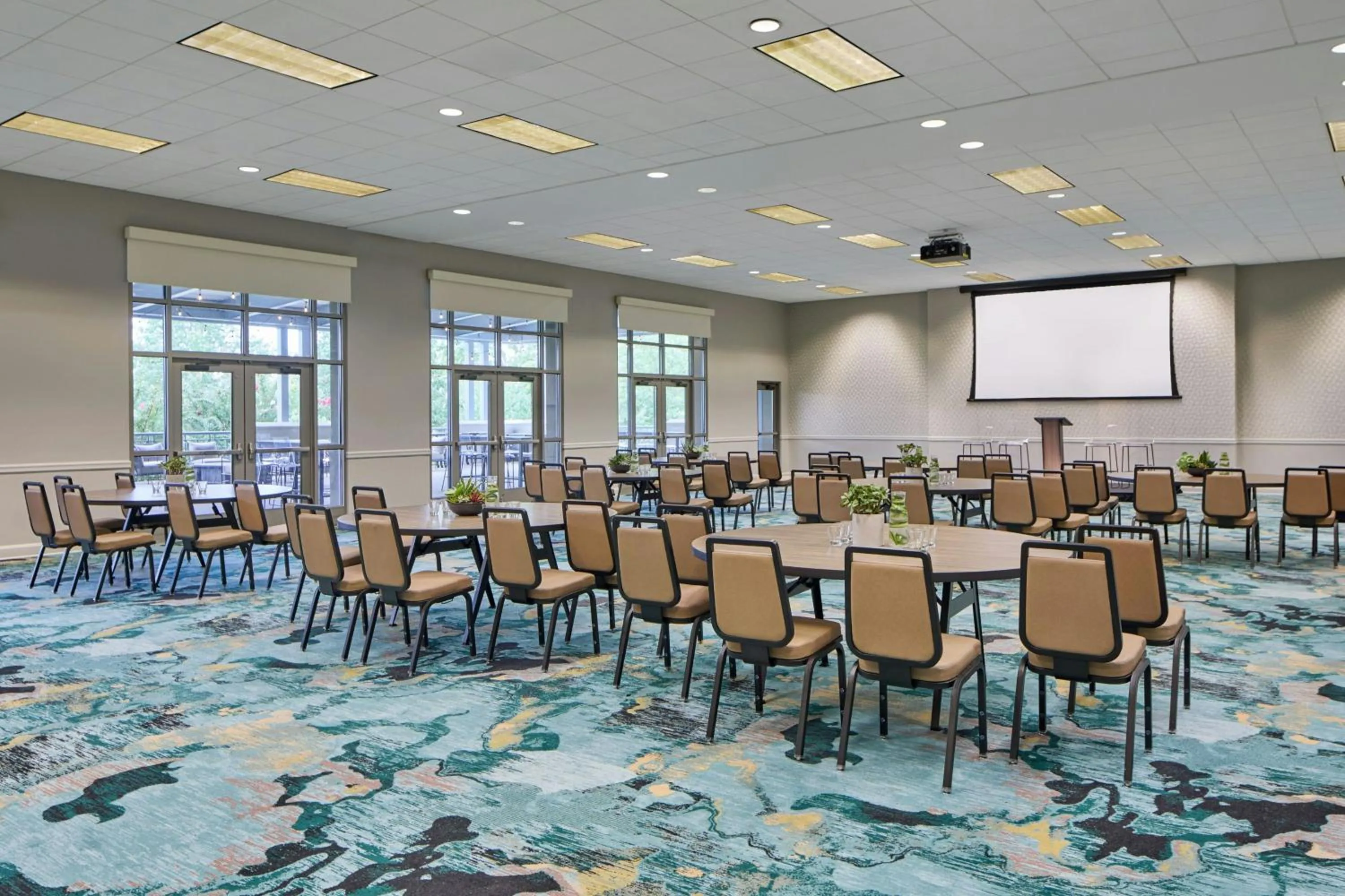 Meeting/conference room in Renaissance Shoals Resort & Spa