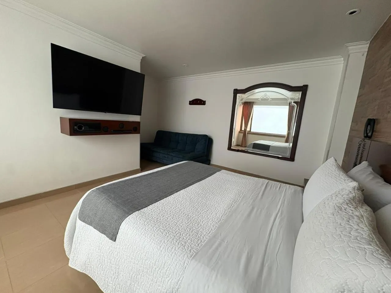 Bed in Lavid Hotel Palacio Real