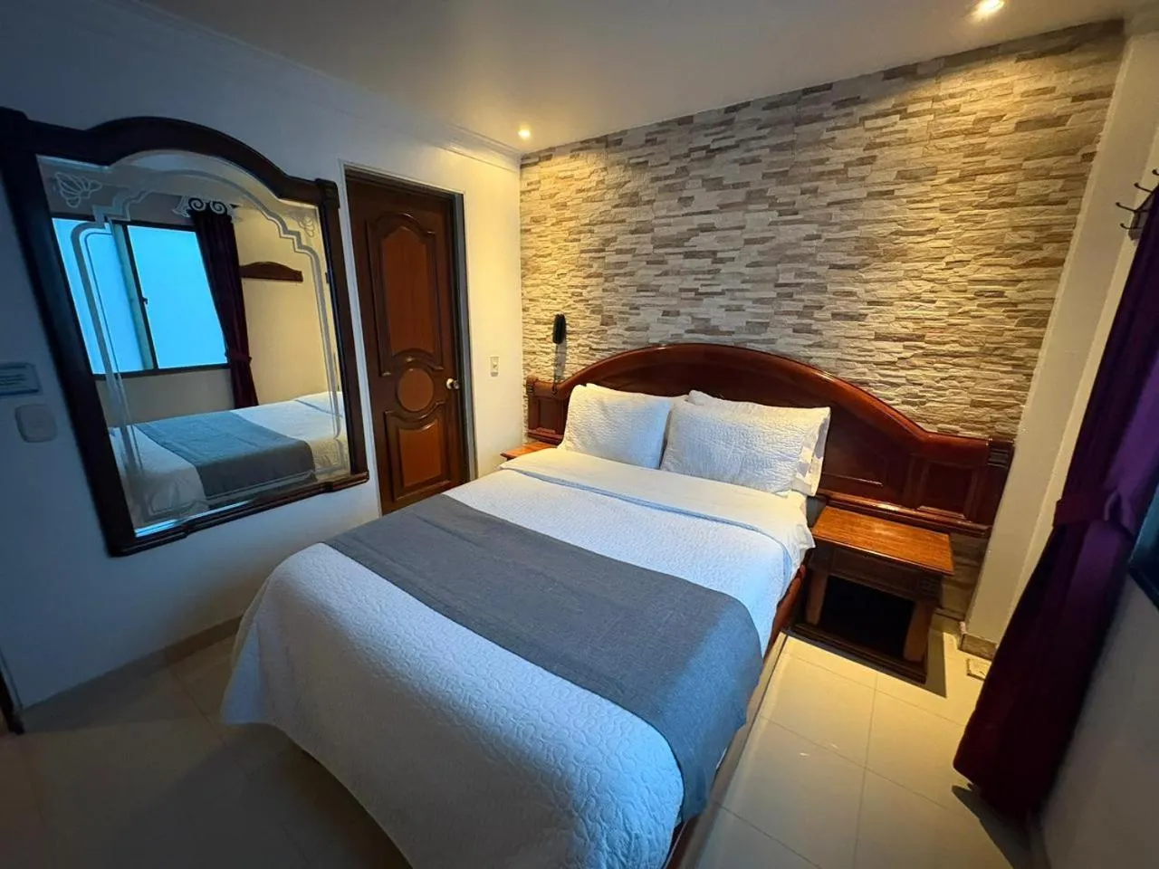 Bed in Lavid Hotel Palacio Real