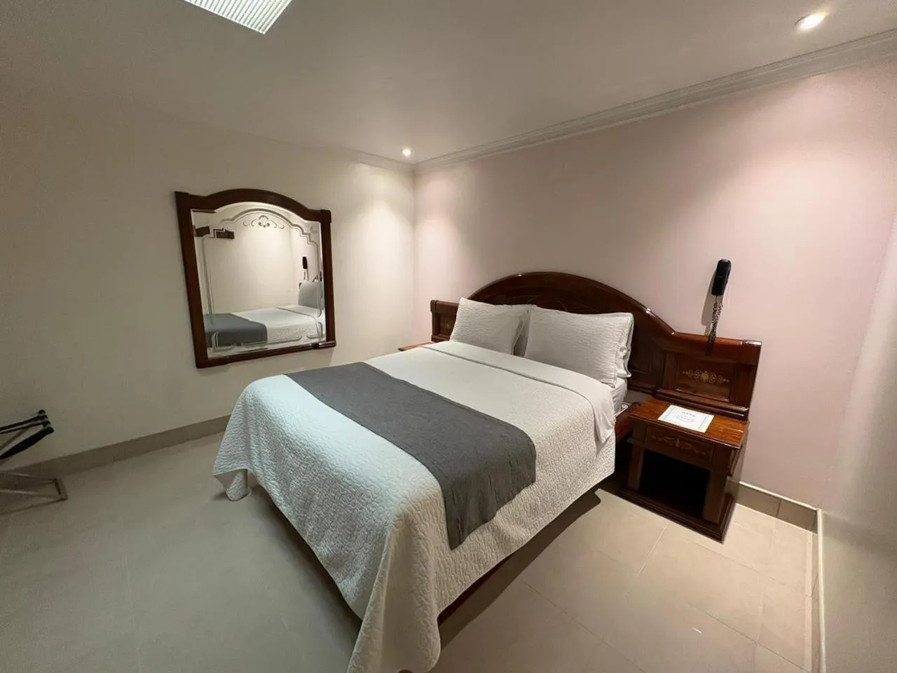 Bed in Lavid Hotel Palacio Real