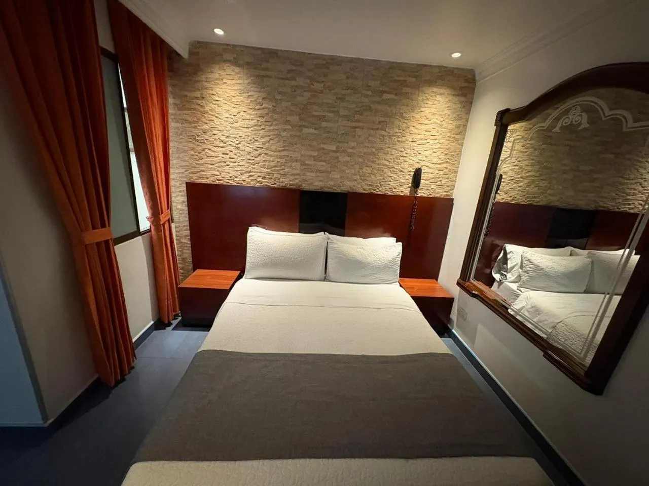 Bed in Lavid Hotel Palacio Real