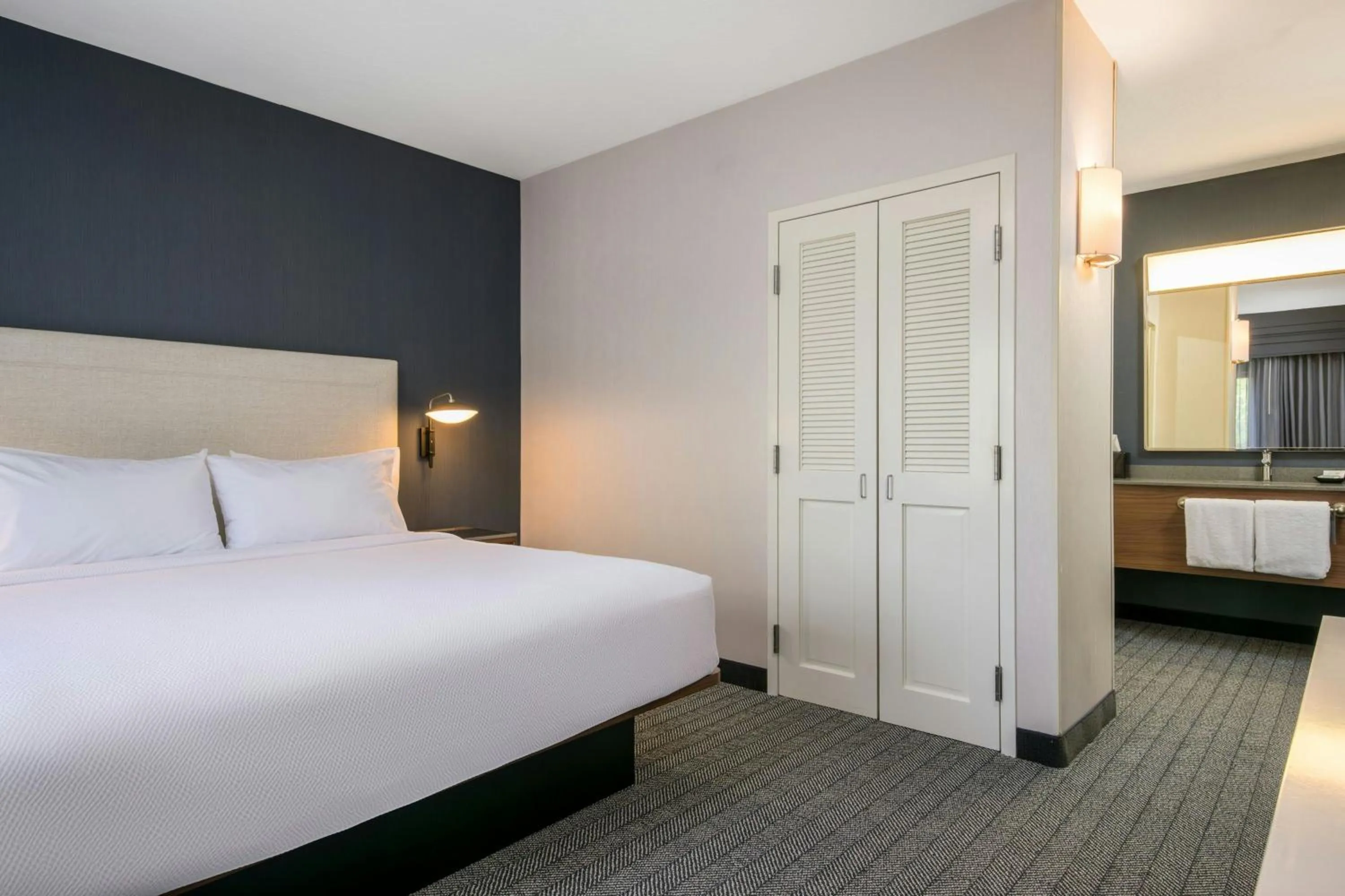 Bedroom, Bed in Courtyard Missoula