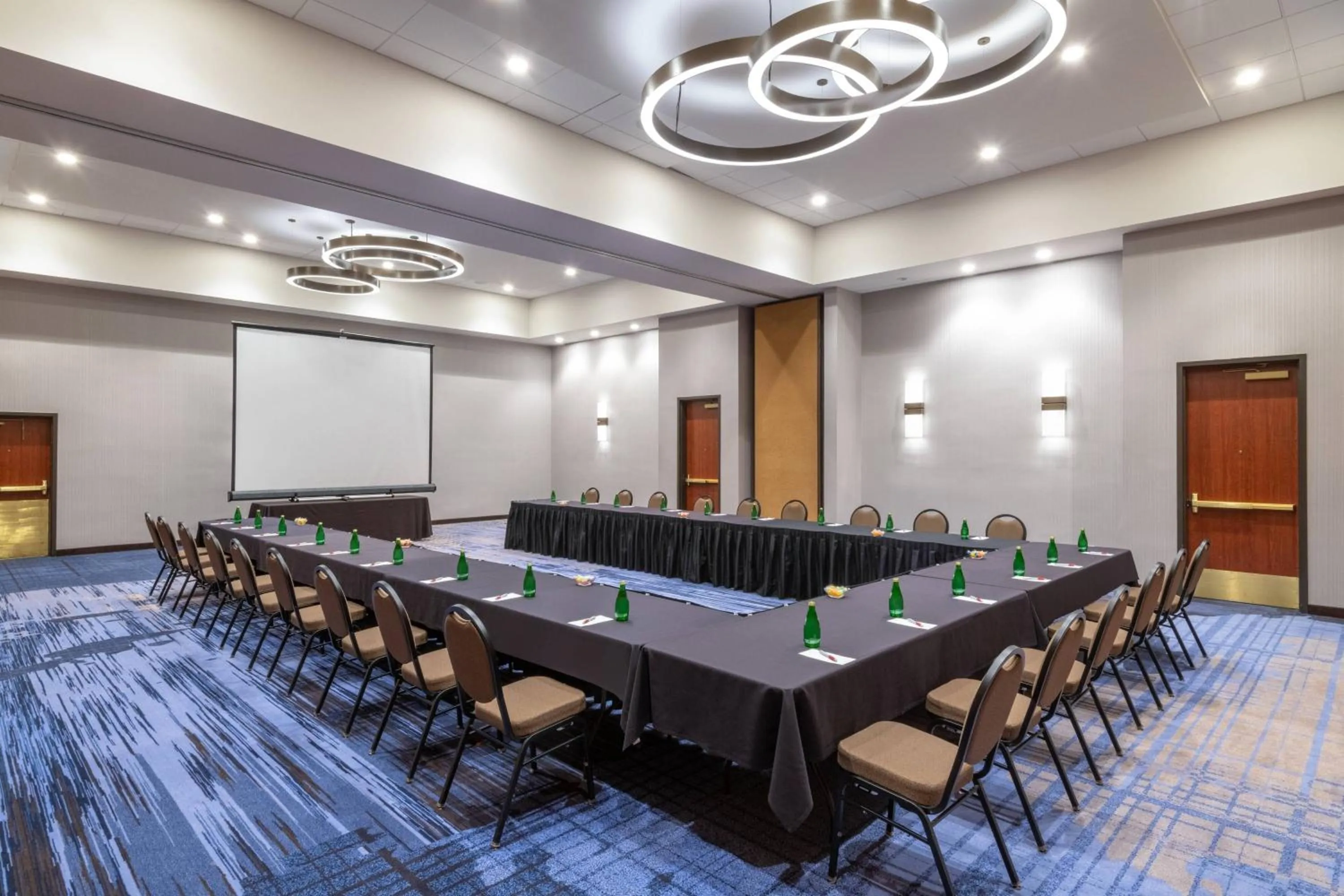 Meeting/conference room in Madison Marriott West