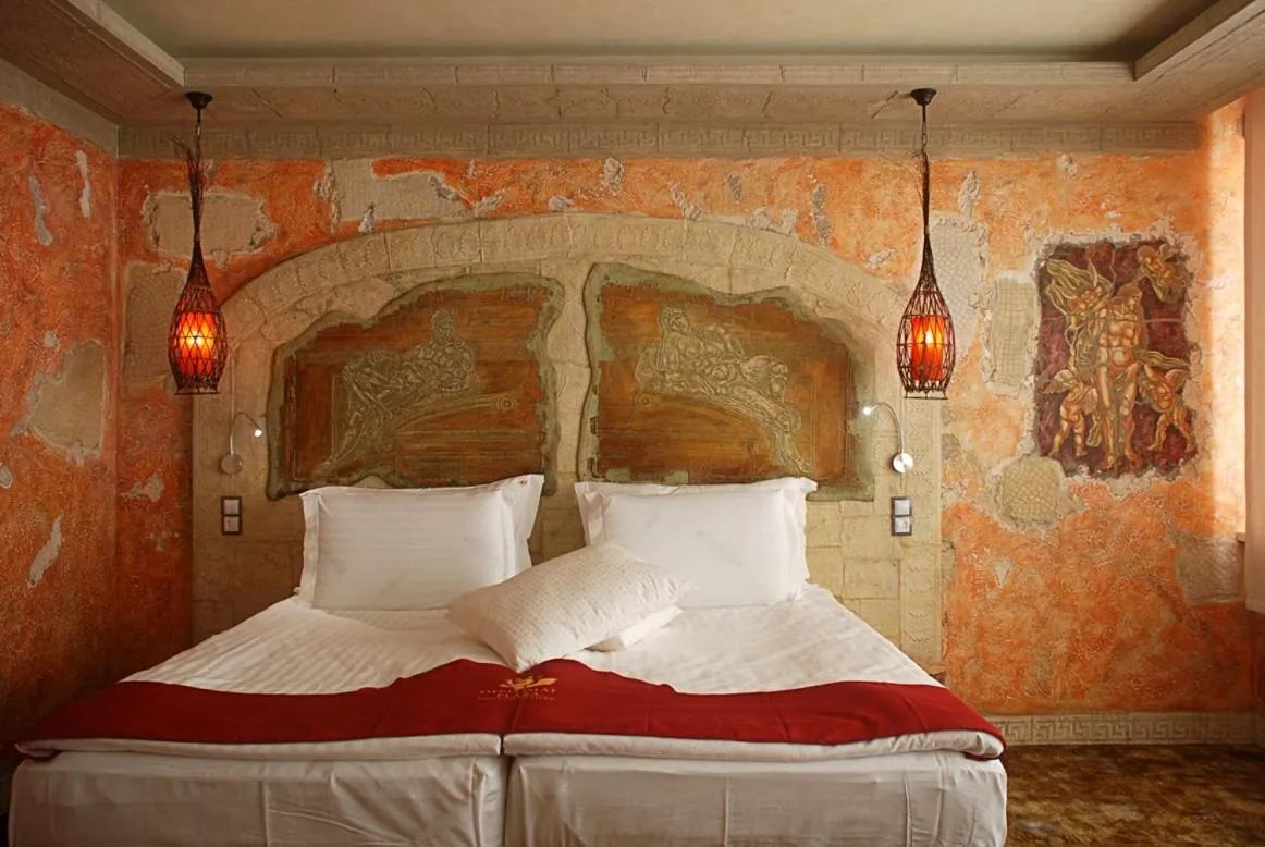 Bed in Diplomat Plaza Hotel & Resort