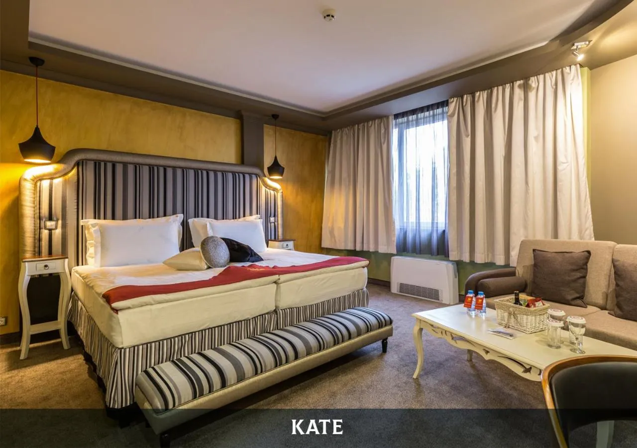 Bed in Diplomat Plaza Hotel & Resort