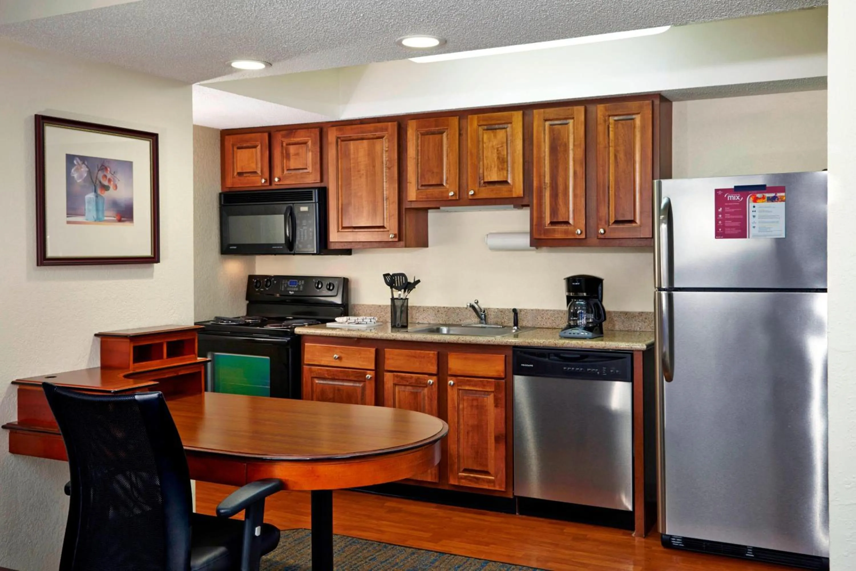 Kitchen or kitchenette in Residence Inn Minneapolis Eden Prairie