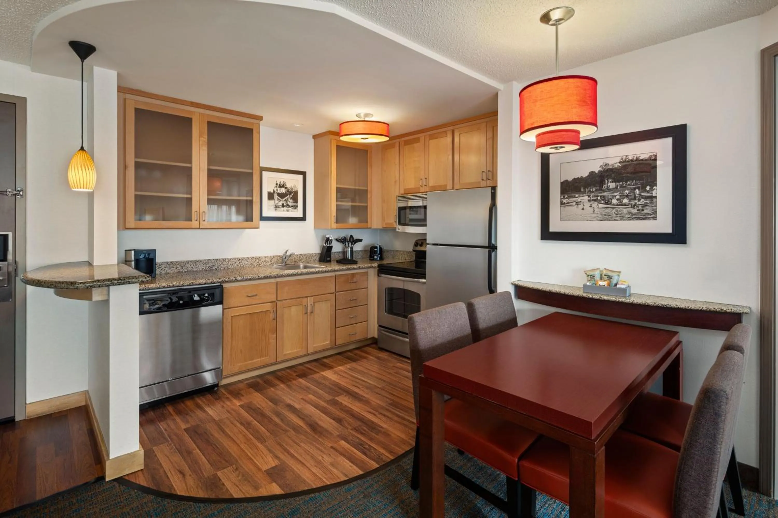 Kitchen or kitchenette in Residence Inn Minneapolis Plymouth