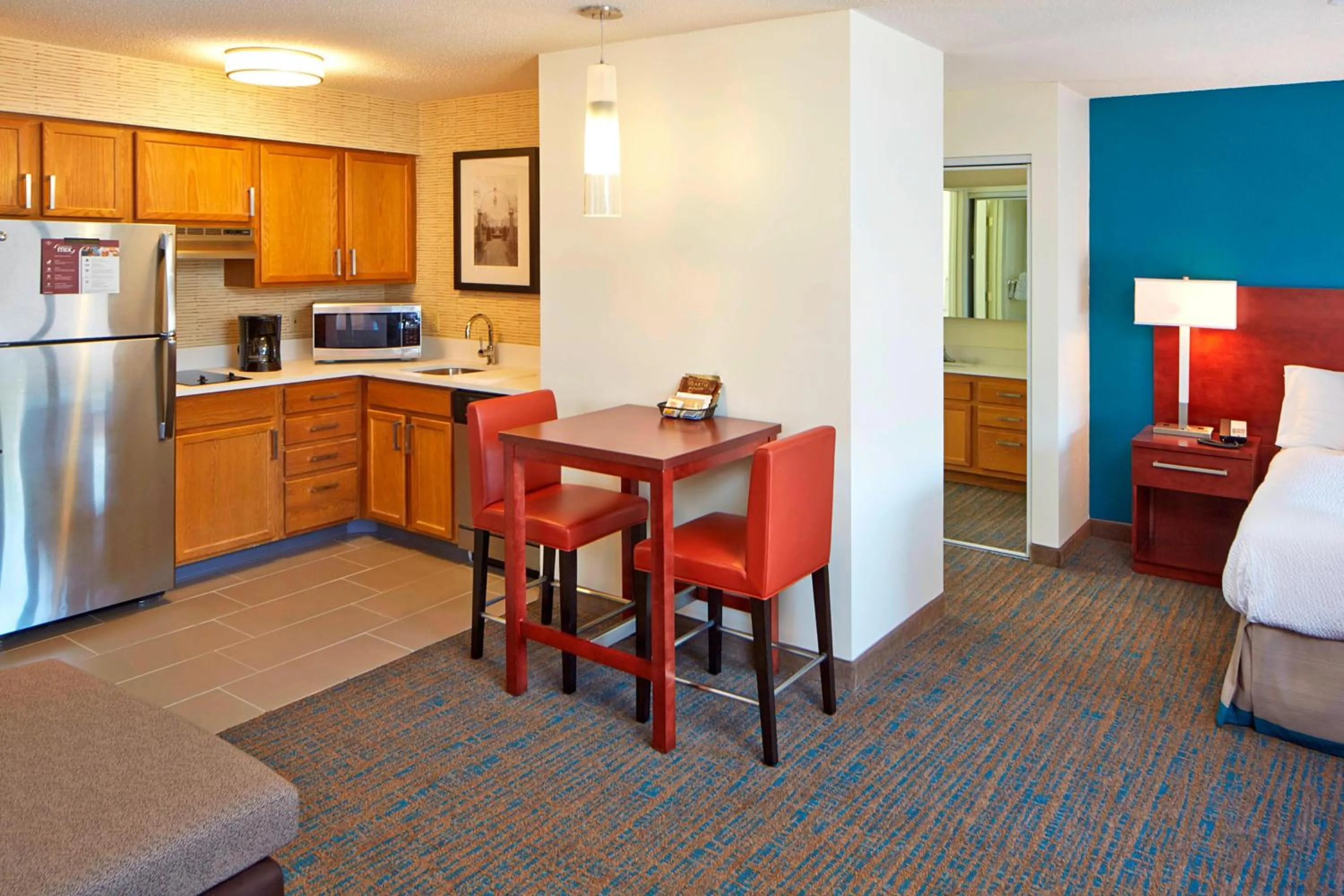 Kitchen or kitchenette in Residence Inn Minneapolis St. Paul/Roseville