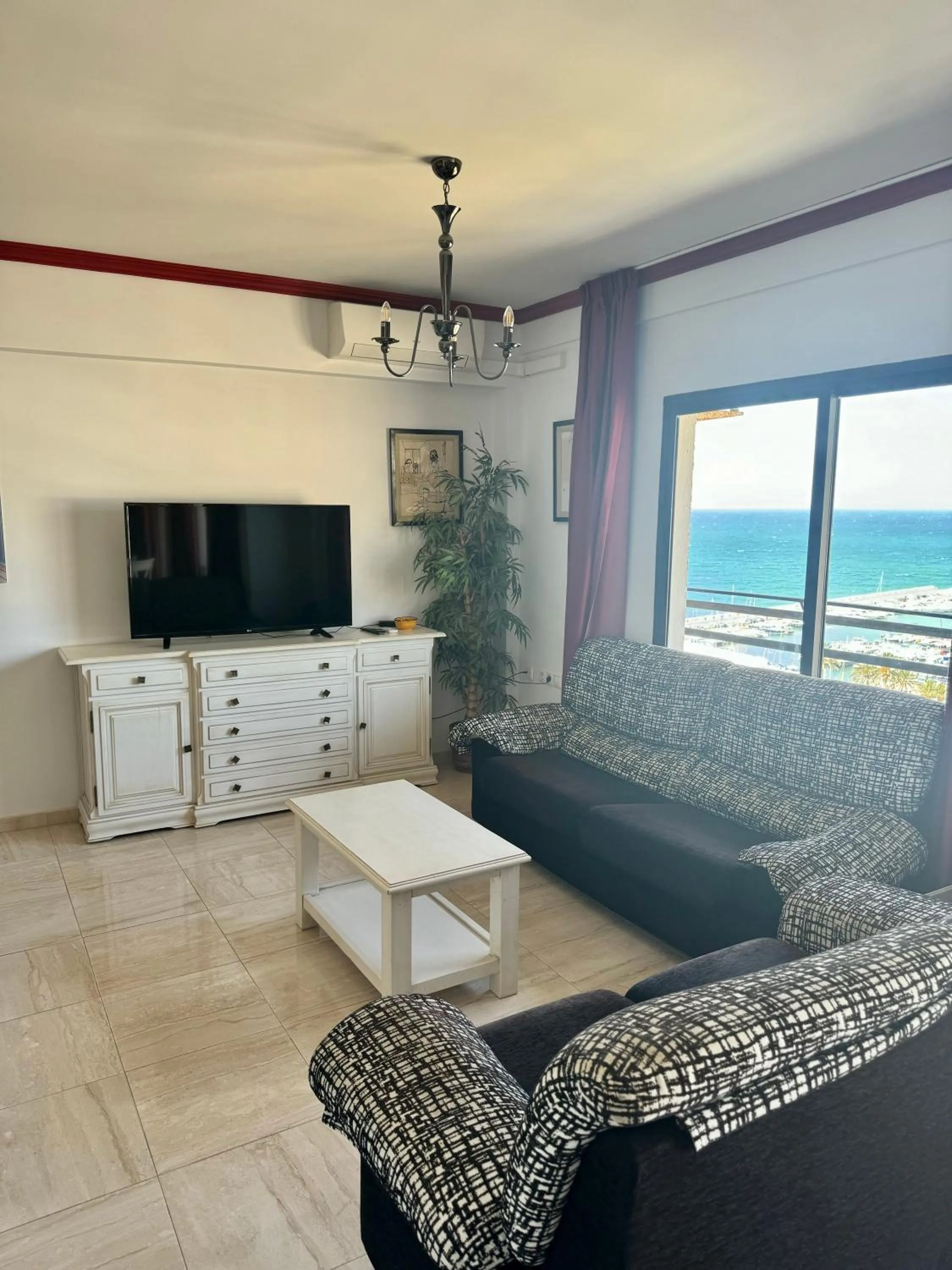 Apartamentos Mediterraneo