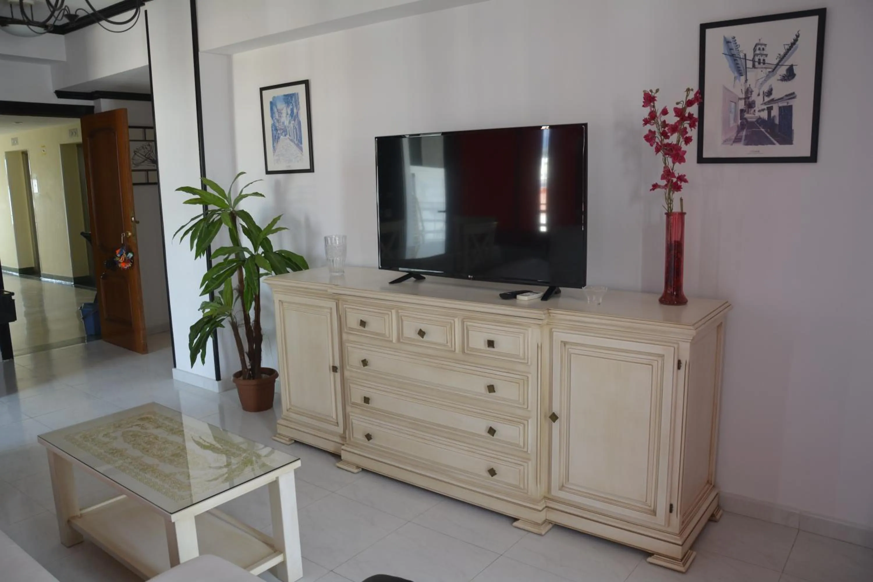 Living room in Apartamentos Mediterraneo