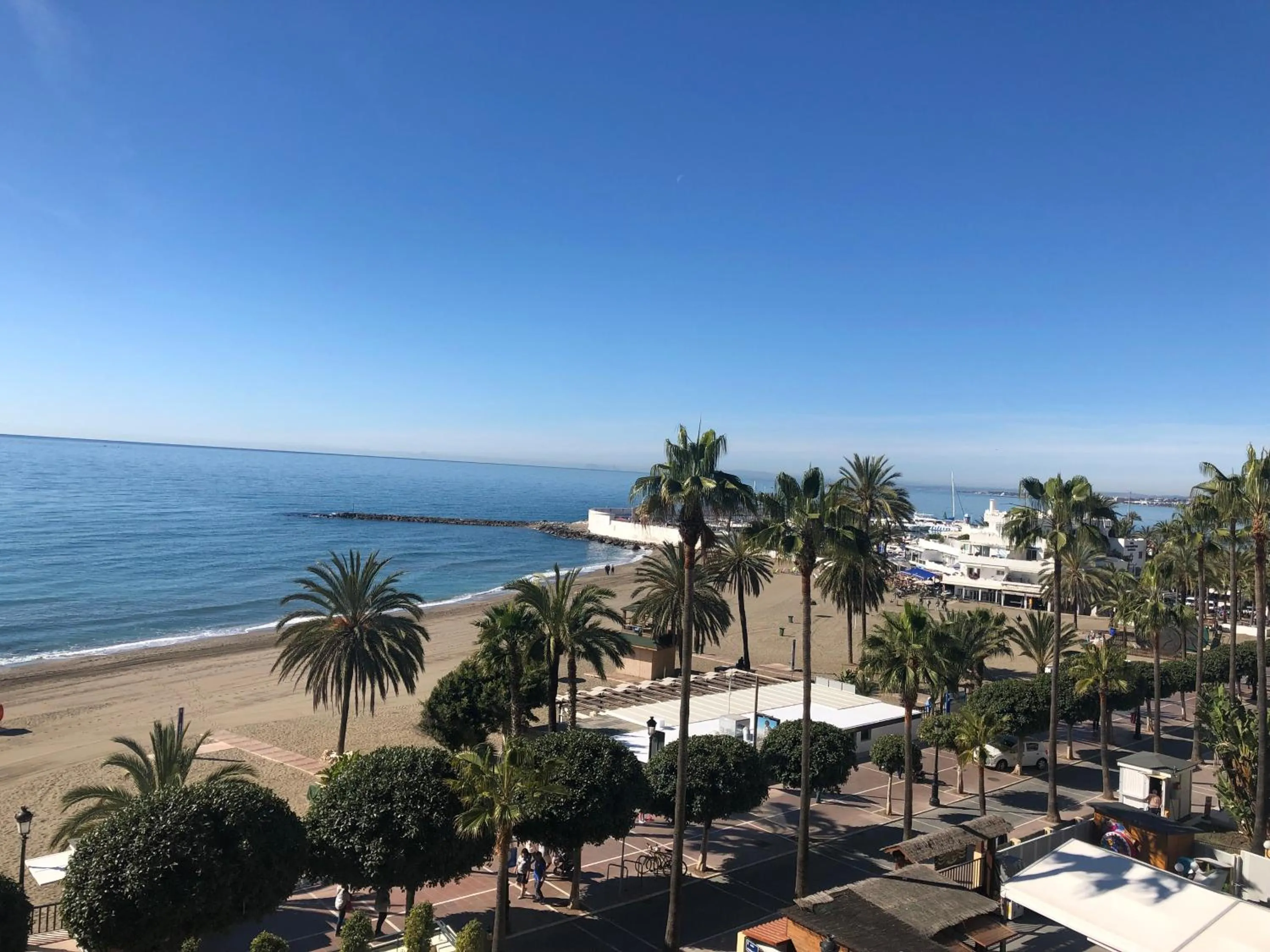 Apartamentos Mediterraneo