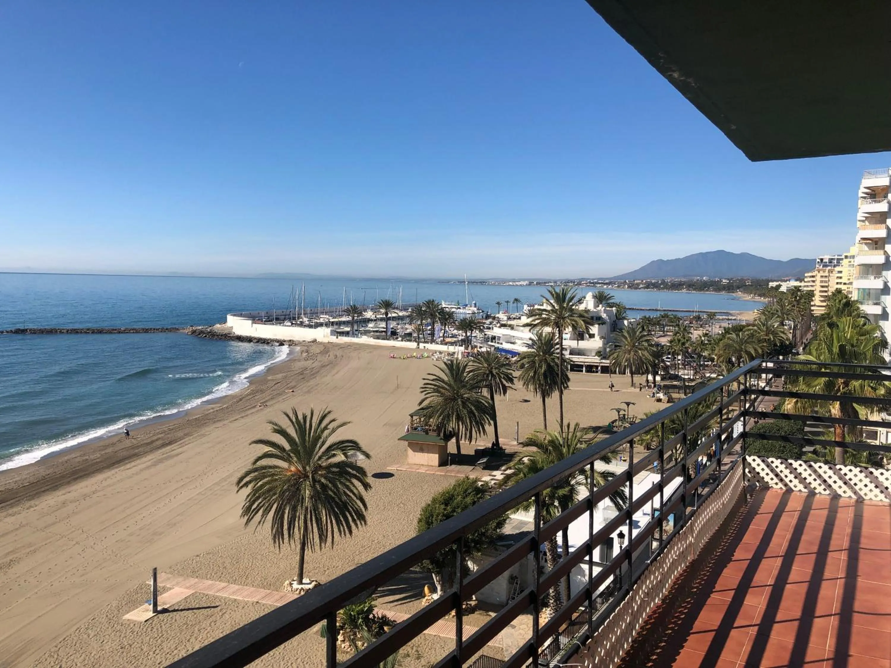 Apartamentos Mediterraneo