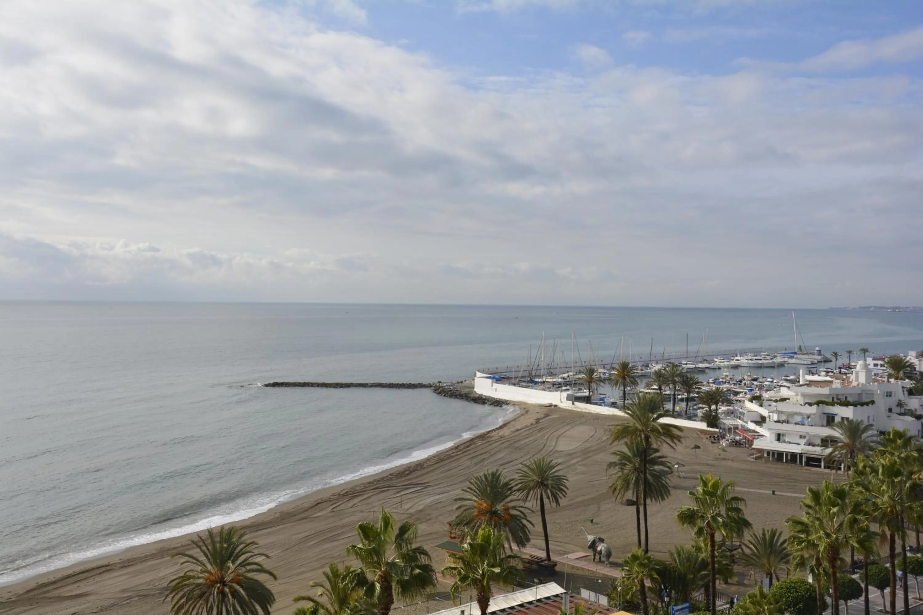 Sea view in Apartamentos Mediterraneo