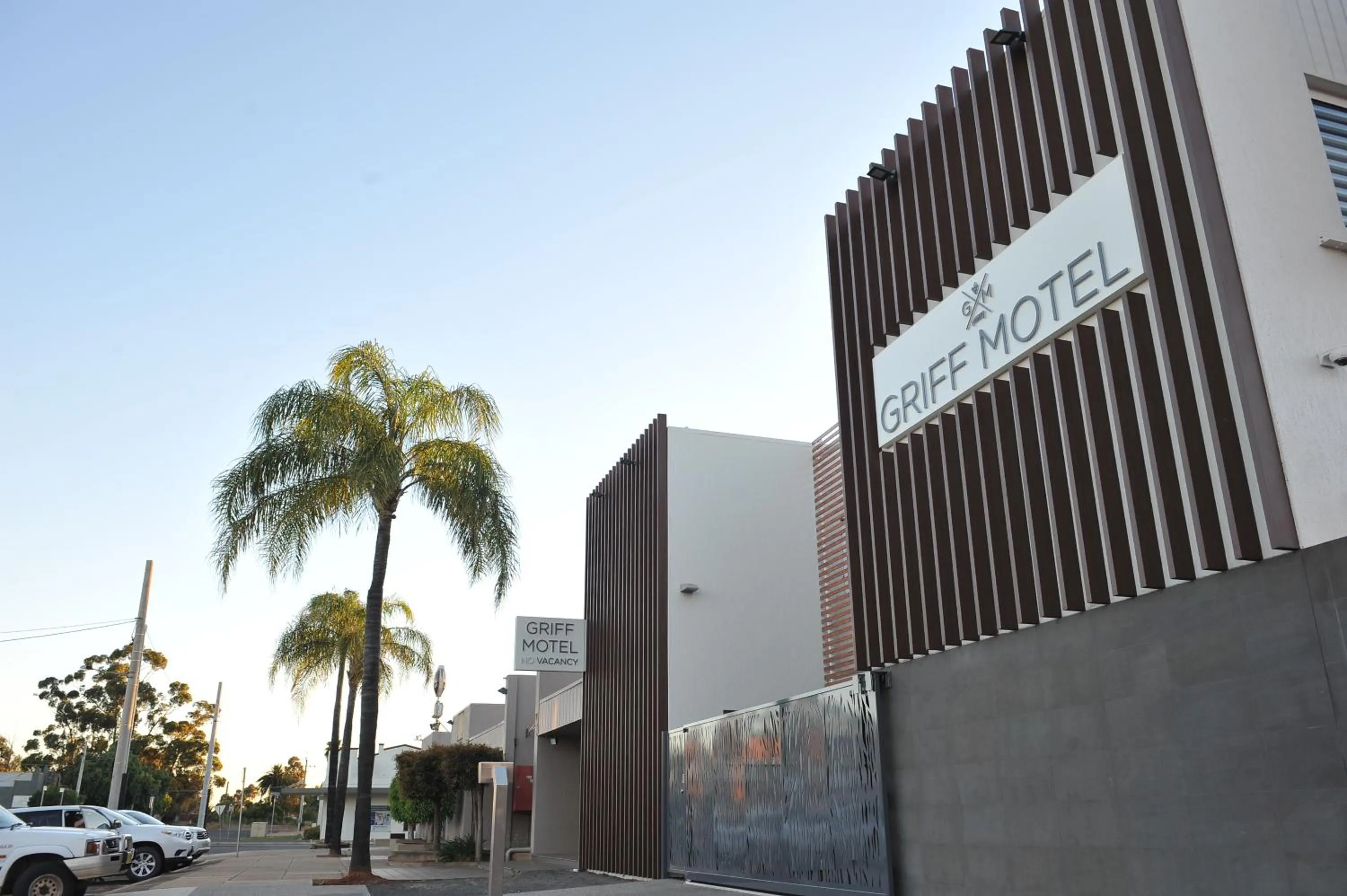 Property building in The Griff Motel
