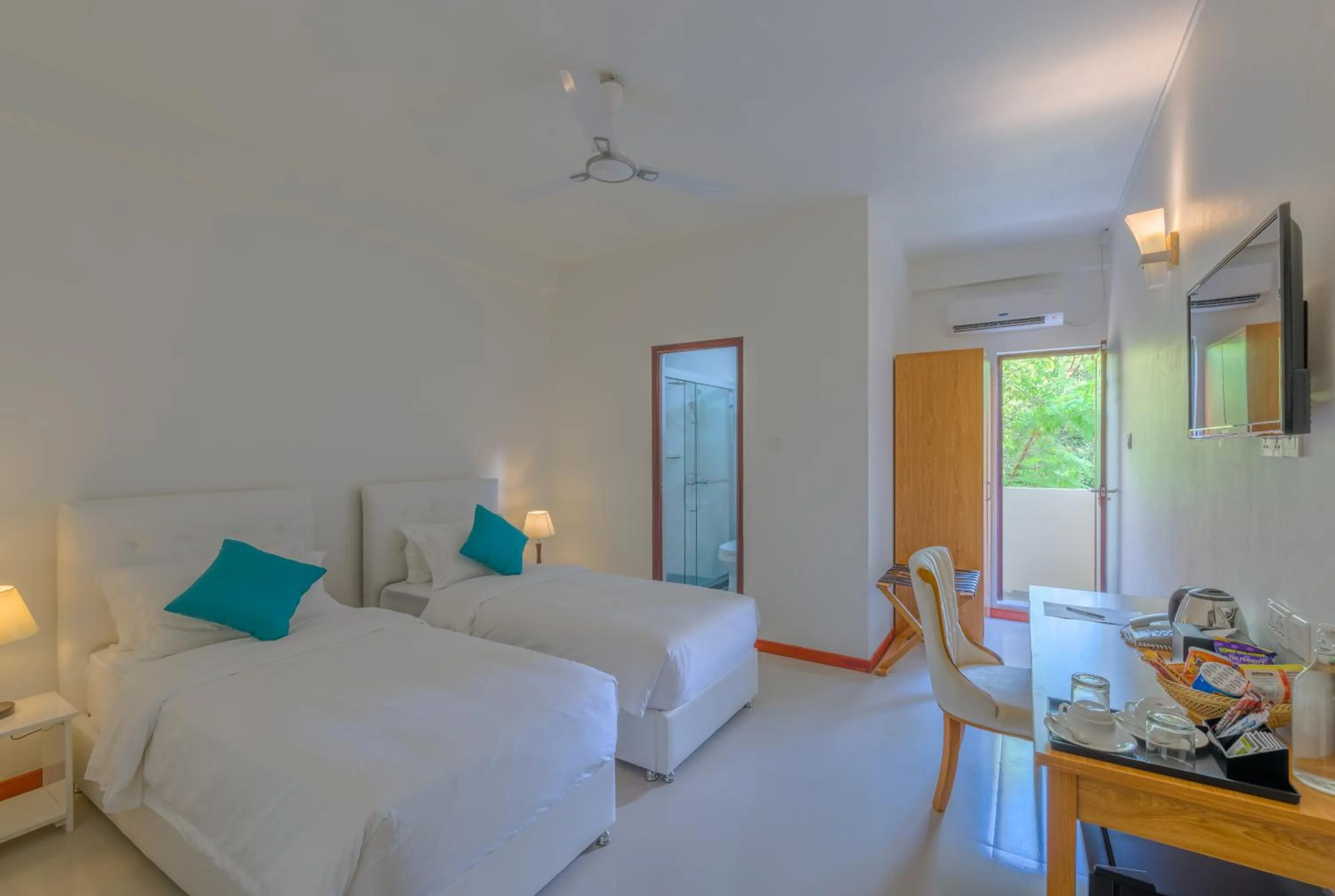 Bed in White Sand Dhigurah