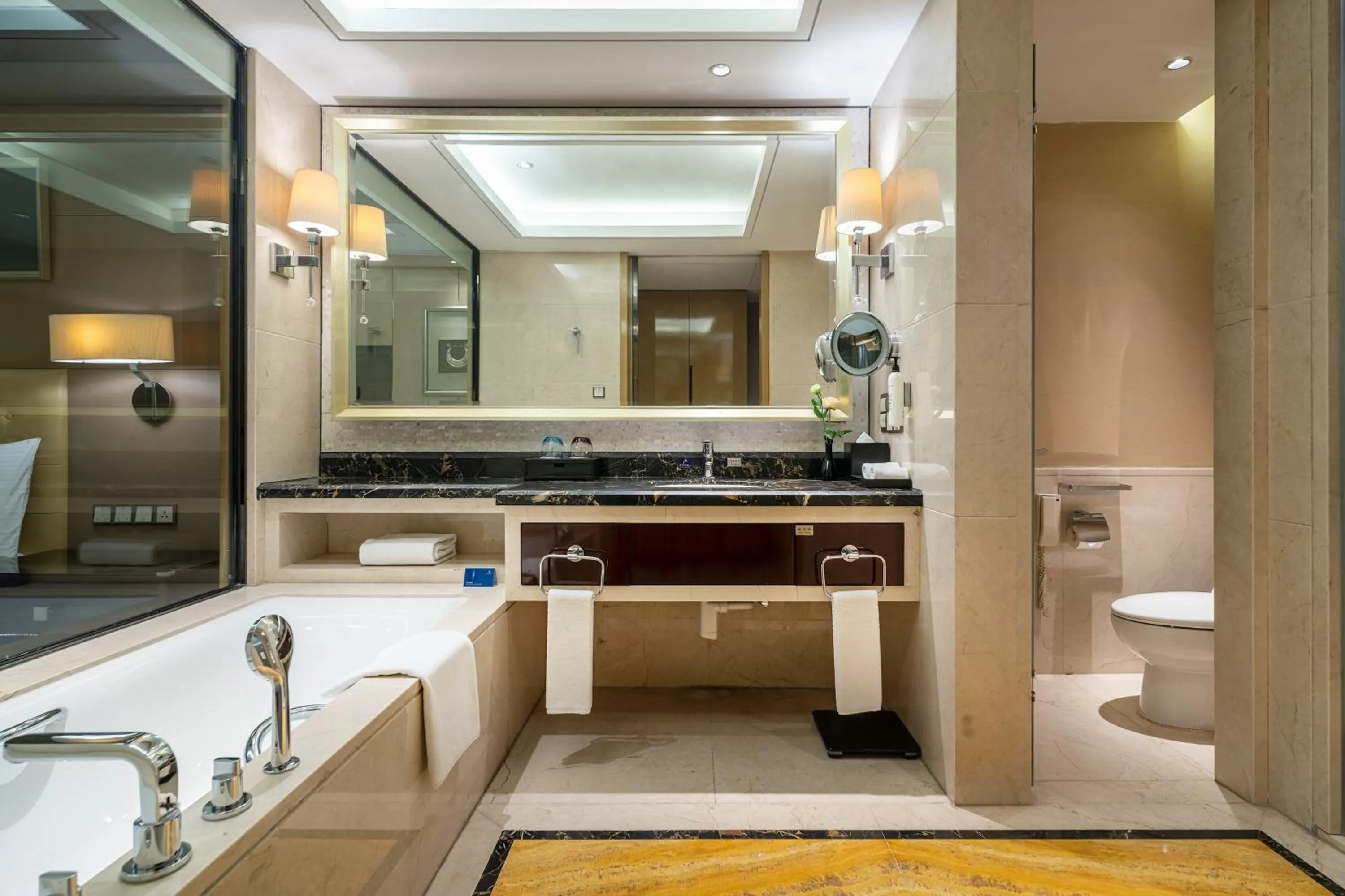 Toilet in Wanda Realm Taizhou