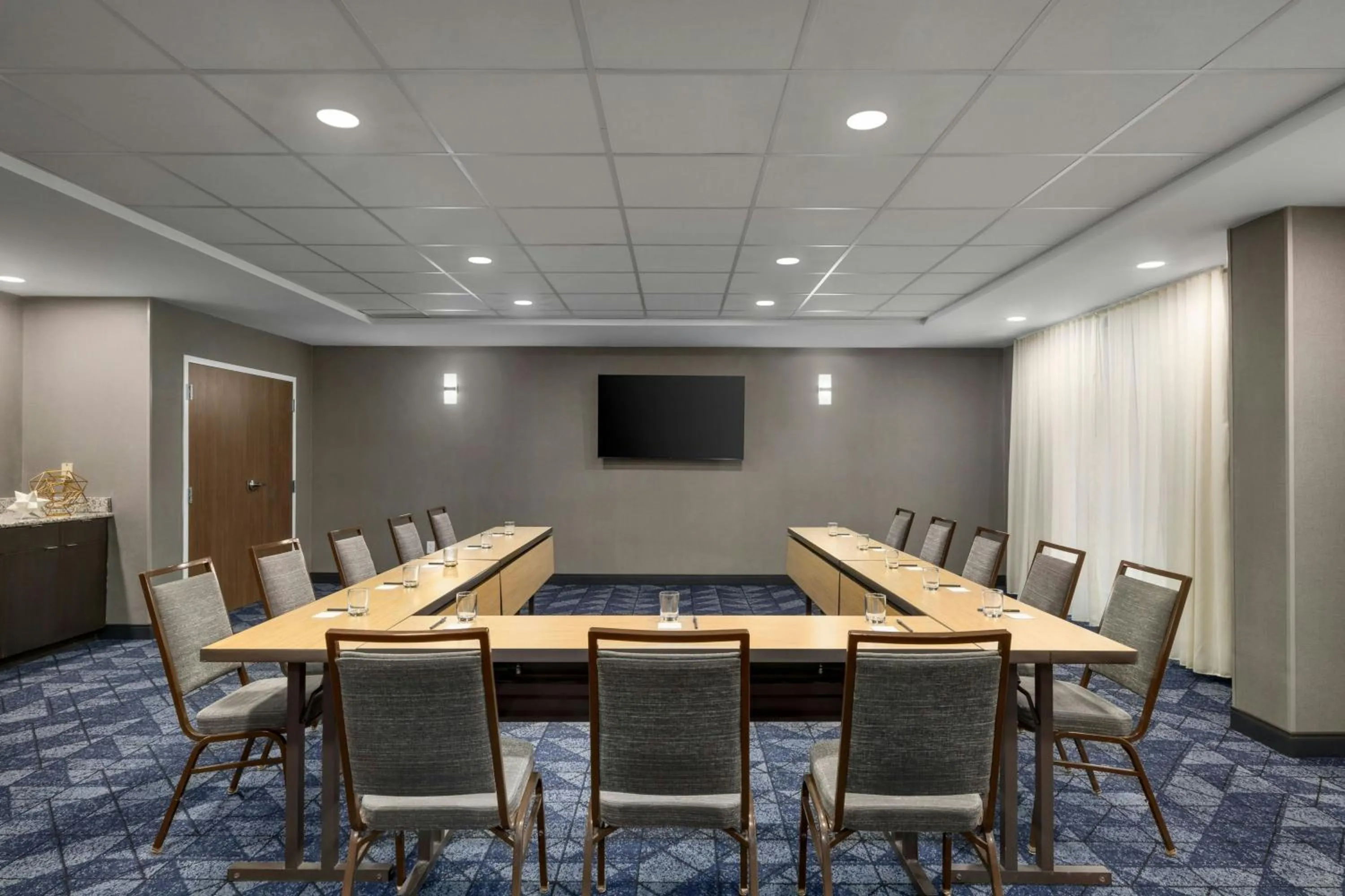 Meeting/conference room in Courtyard by Marriott Kokomo