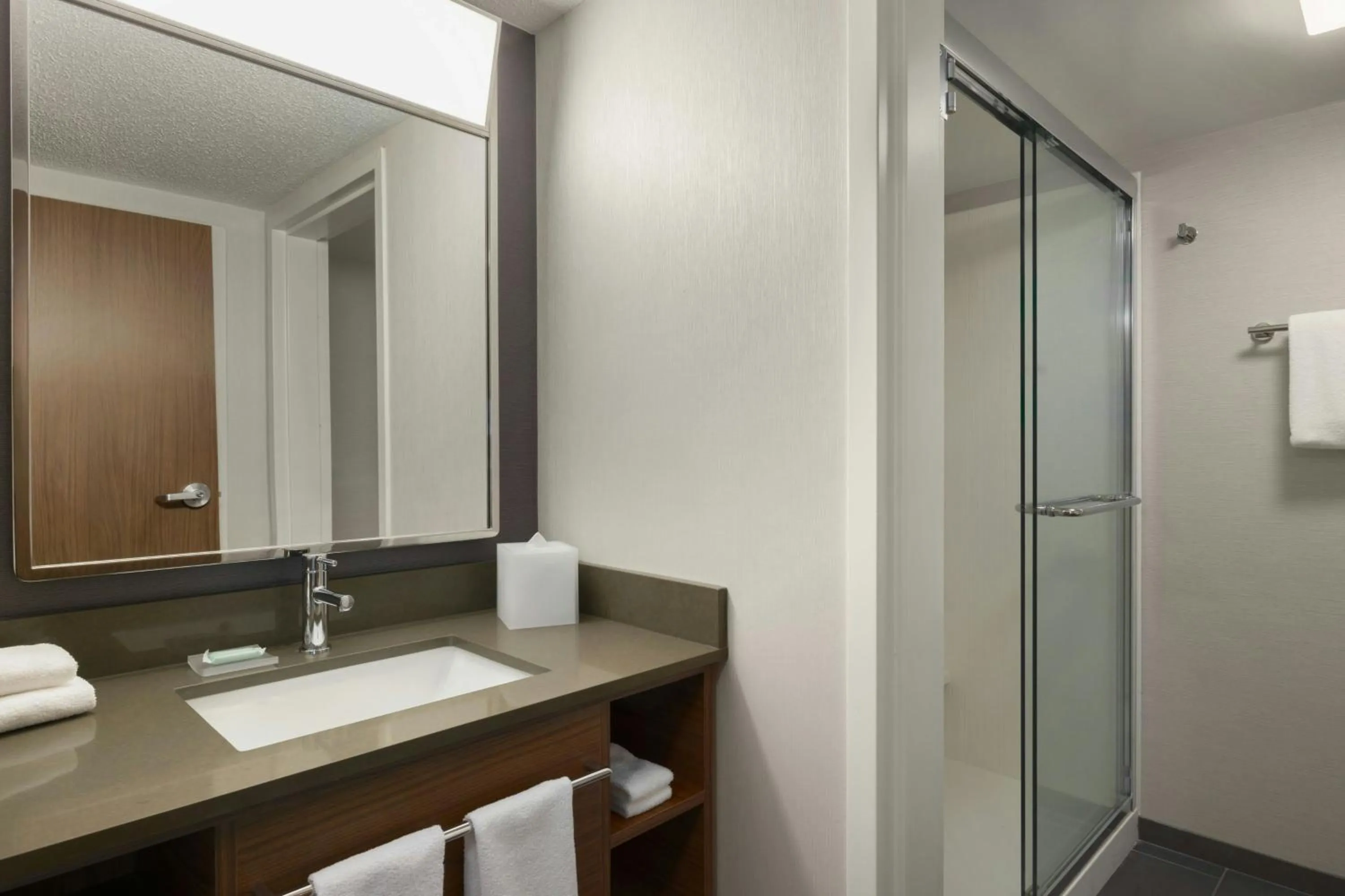 Bathroom in Courtyard by Marriott Kokomo
