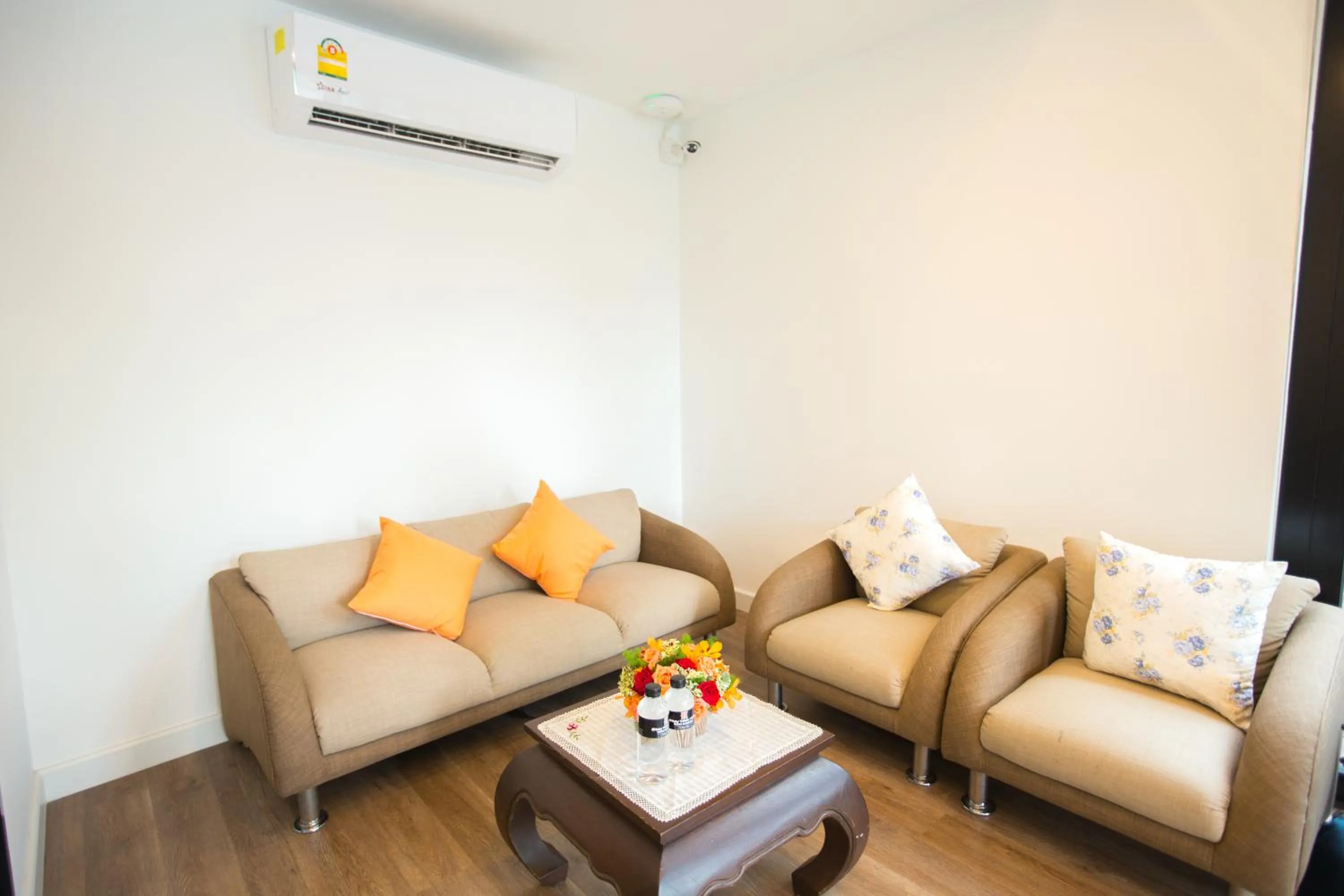 Decorative detail in Chiangmai Midpoint Activity Hostel