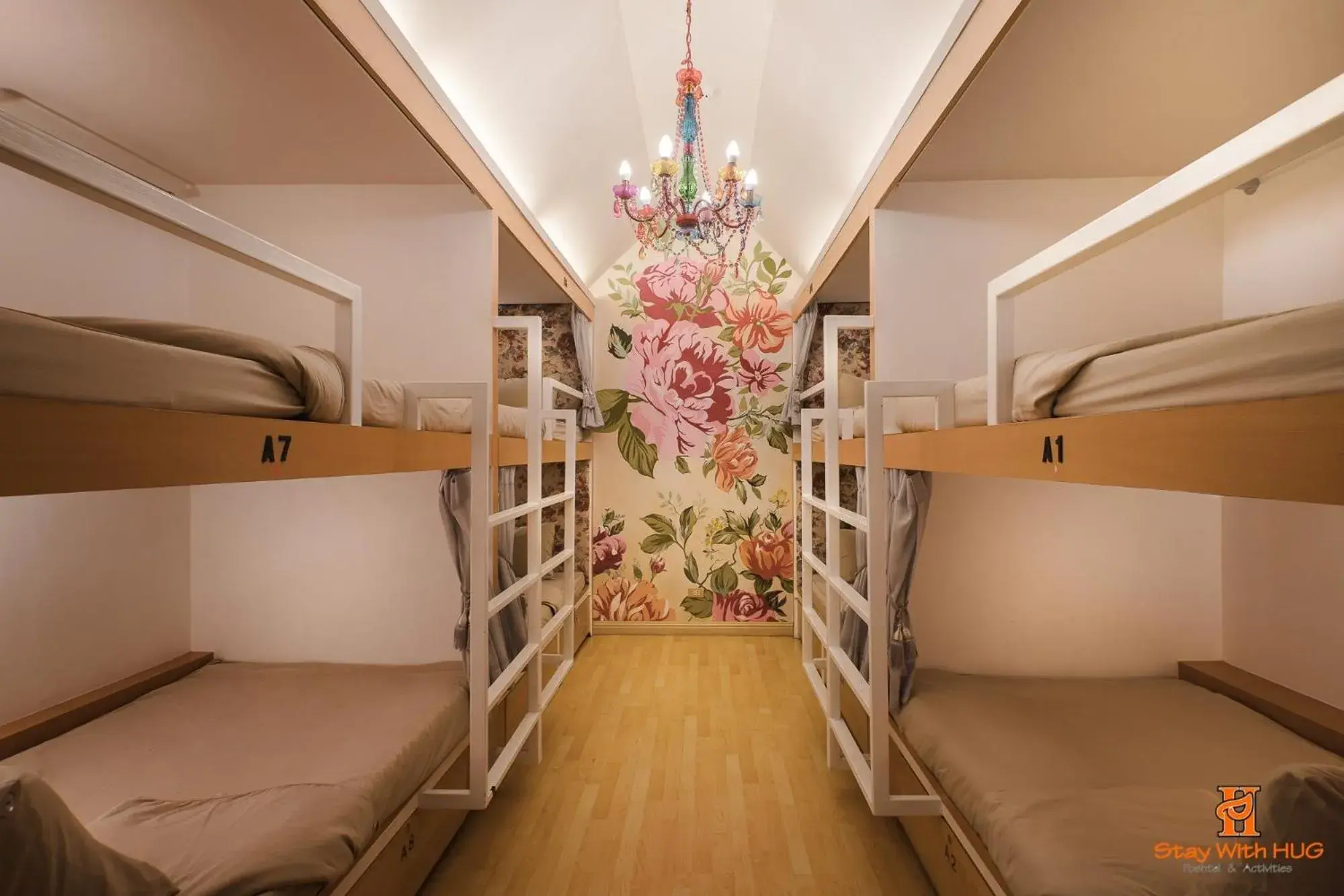 Bed in 8-Bed Mixed Dormitory Room in Chiangmai Midpoint Activity Hostel Bed in 8-Bed Mixed Dormitory Room in Chiangmai Midpoint Activity Hostel